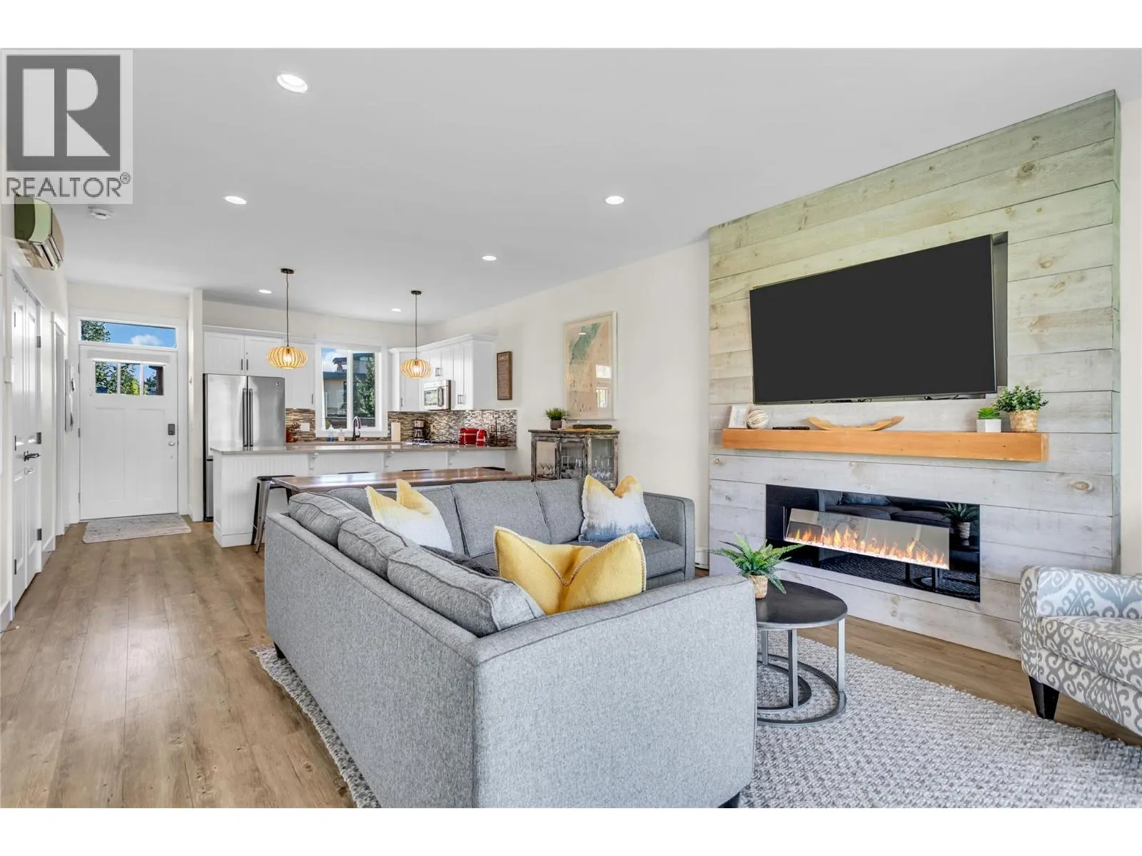 3750 West Bay Road Unit# 9