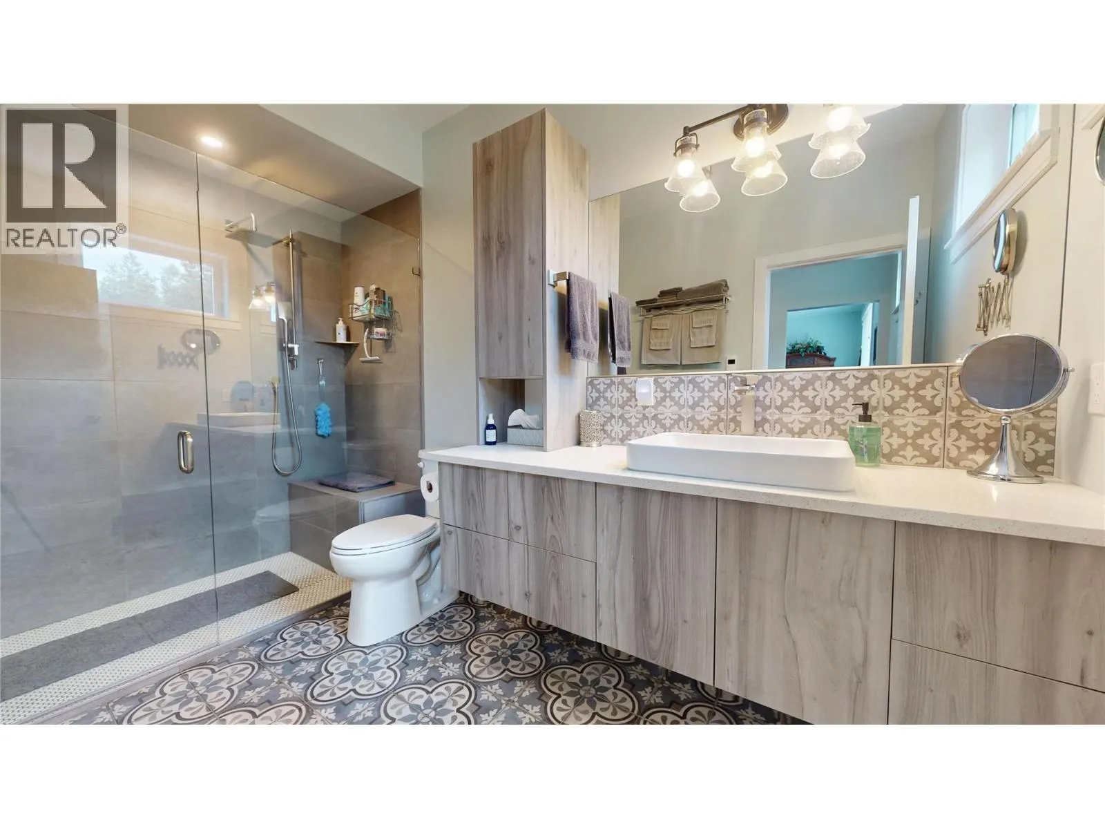 355 Legacy Lookout Unit# 211