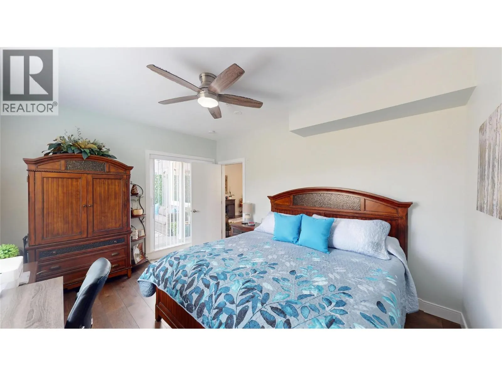 355 Legacy Lookout Unit# 211