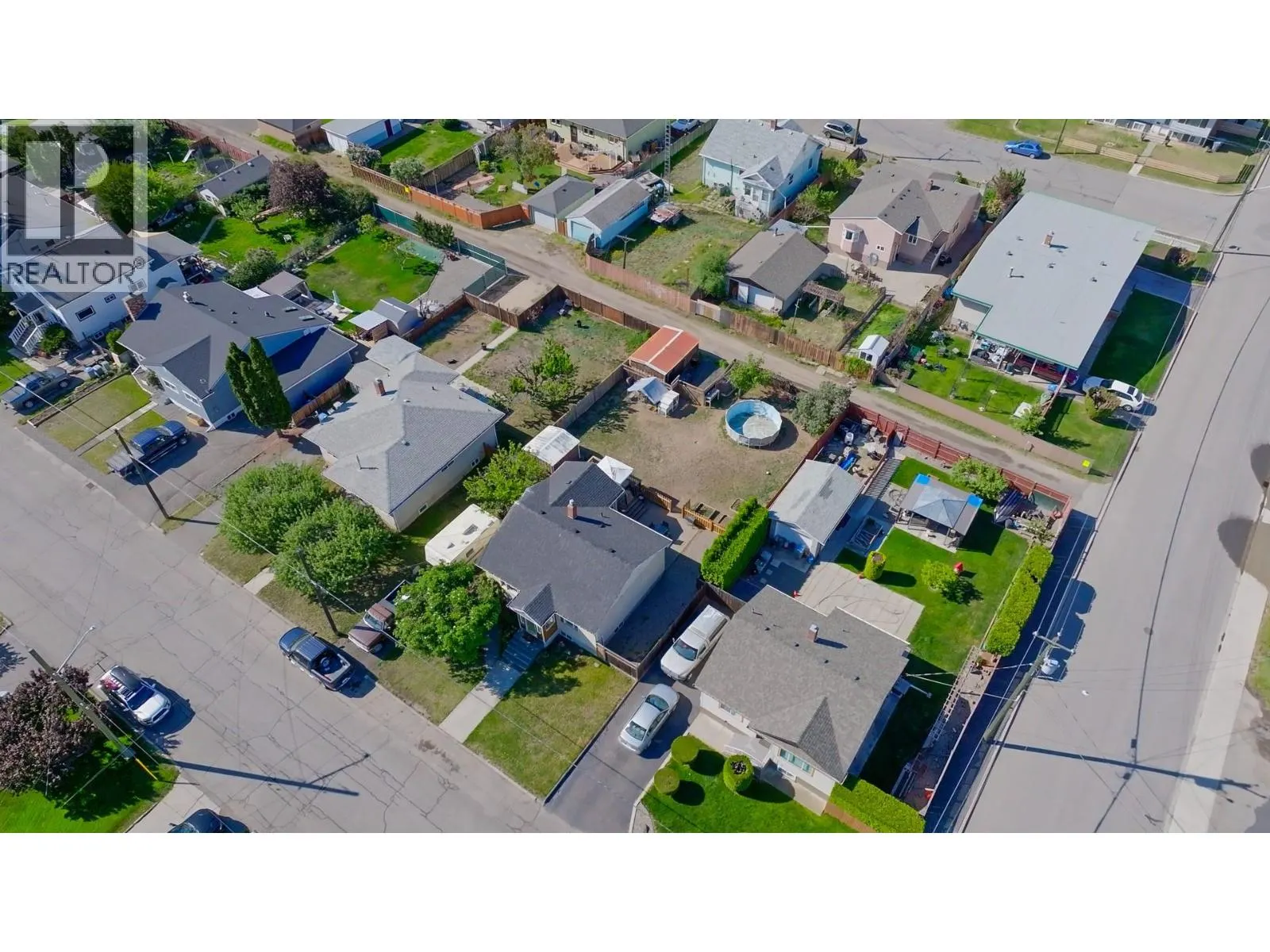 551 LINDEN Avenue