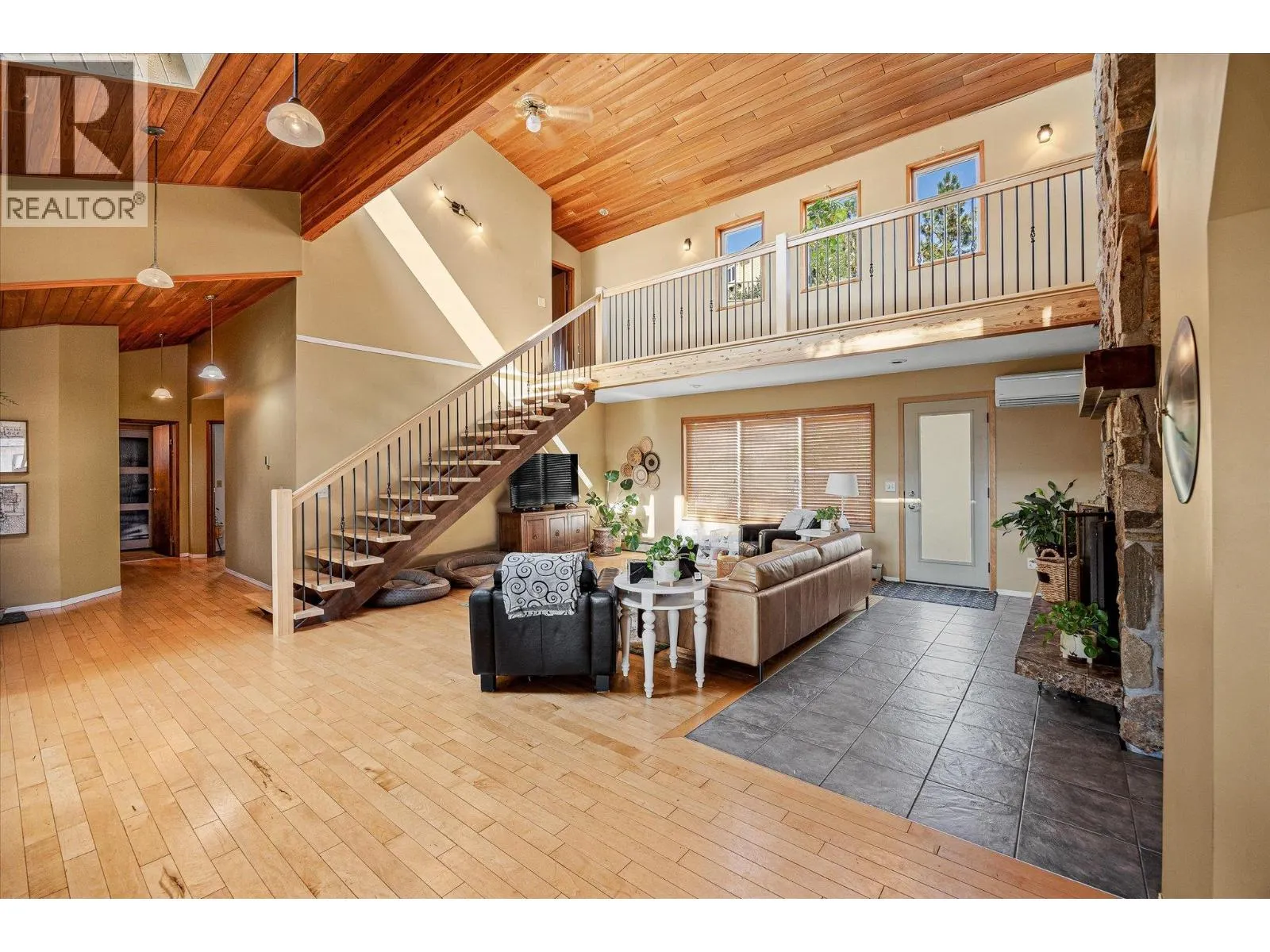 12349 Lake Hill Drive