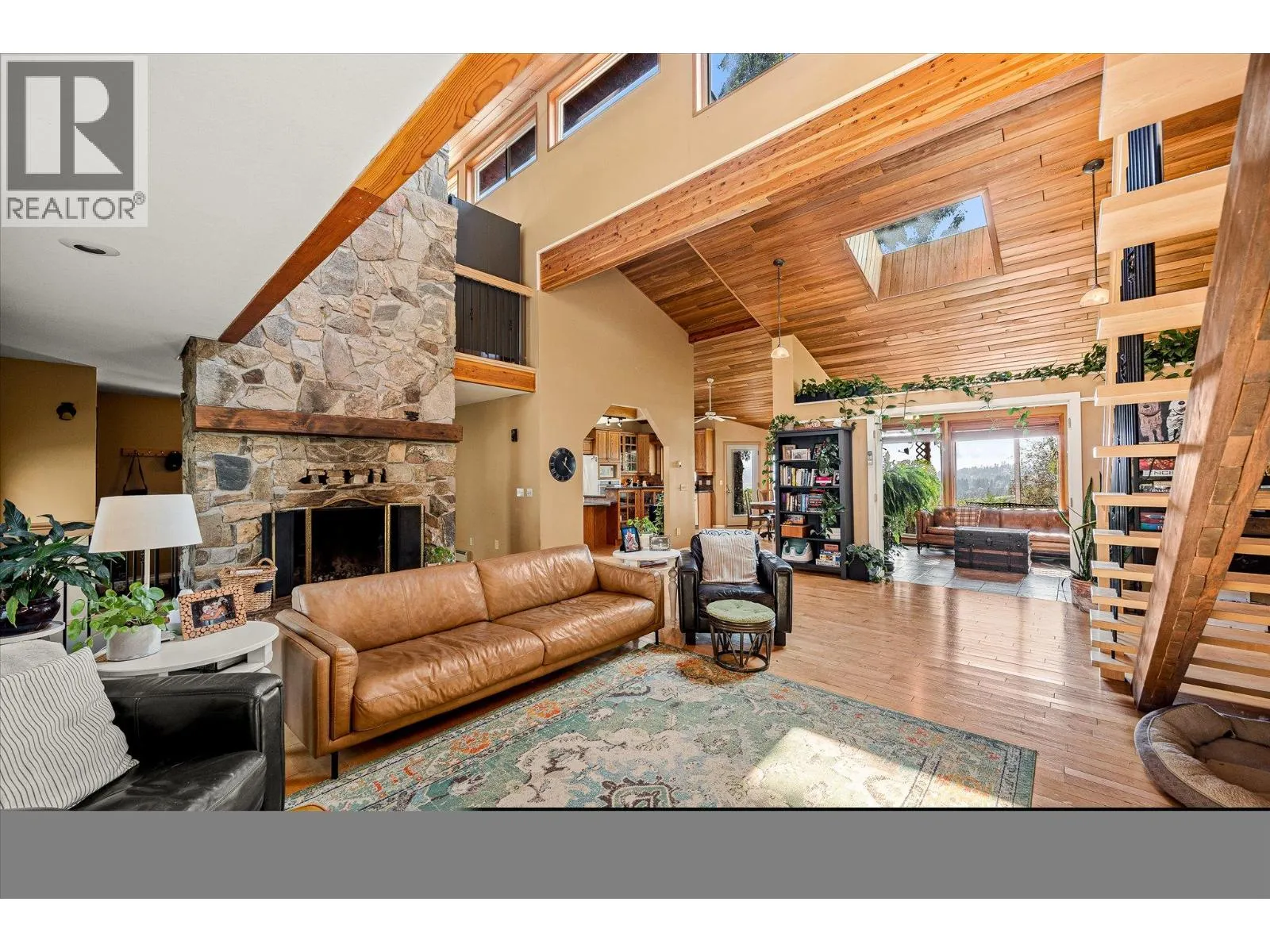 12349 Lake Hill Drive