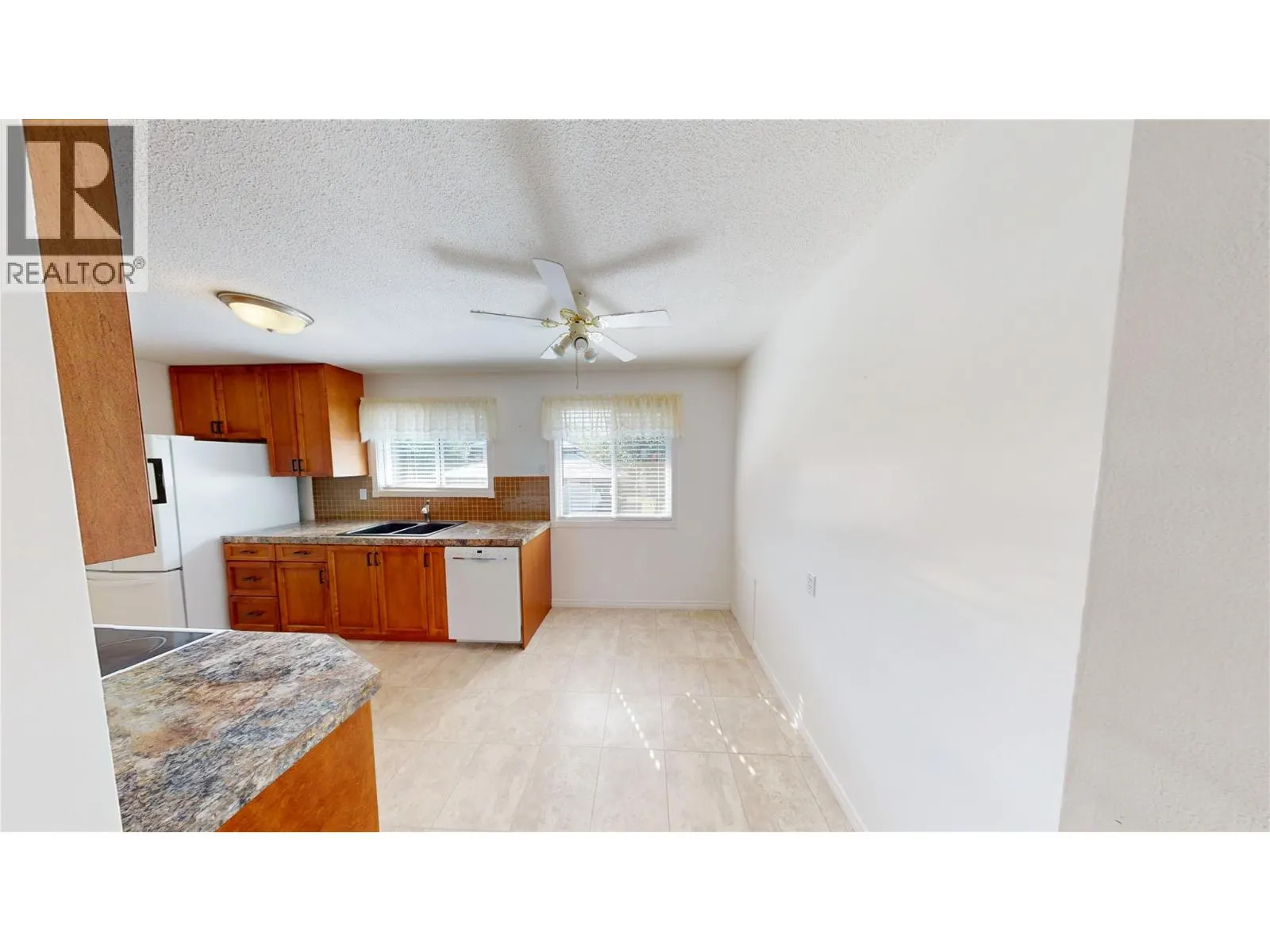 415 White Birch Crescent