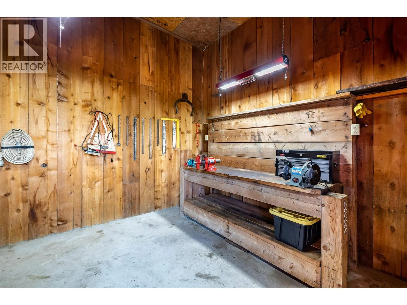 5705 Upper Booth N Road