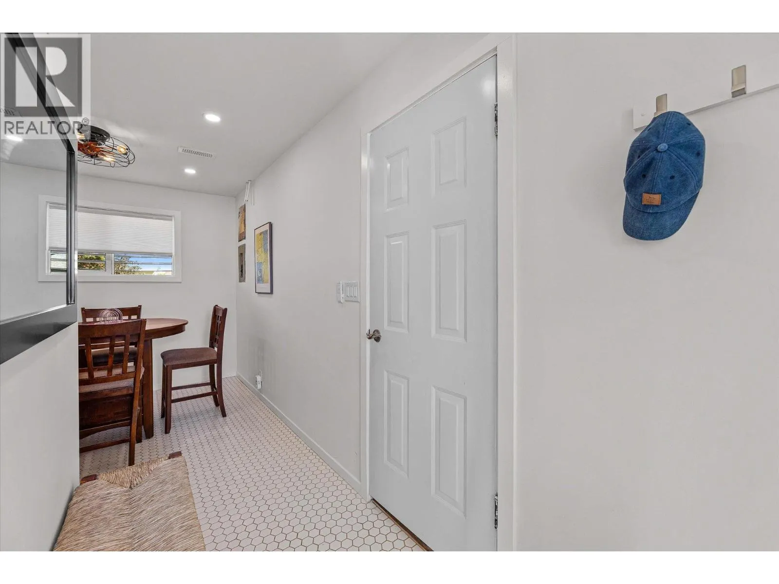 875 Belgo Road