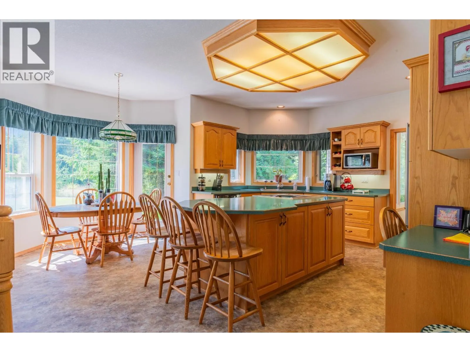 2718 OSACHOFF Road