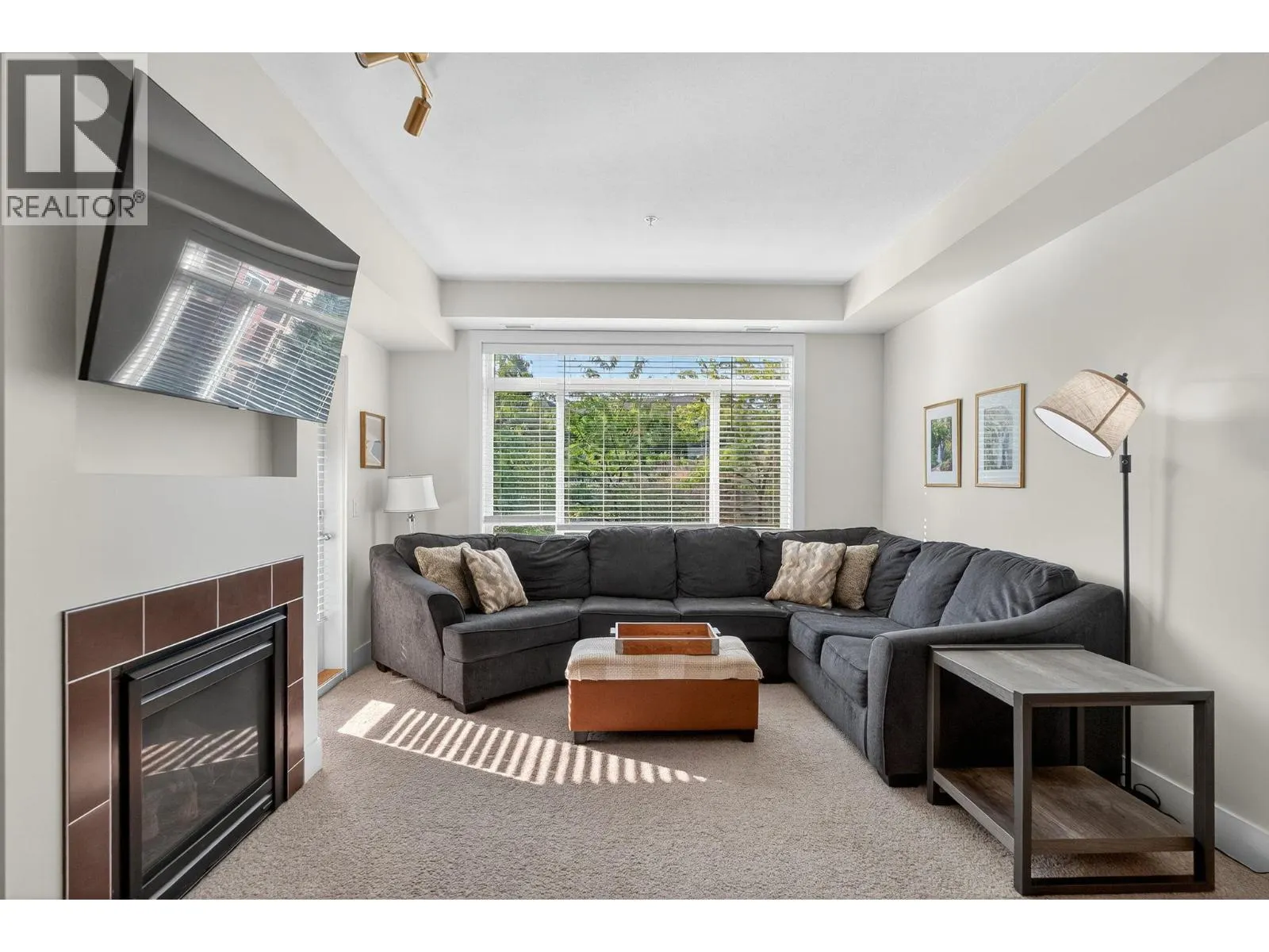 2532 Shoreline Drive Unit# 205