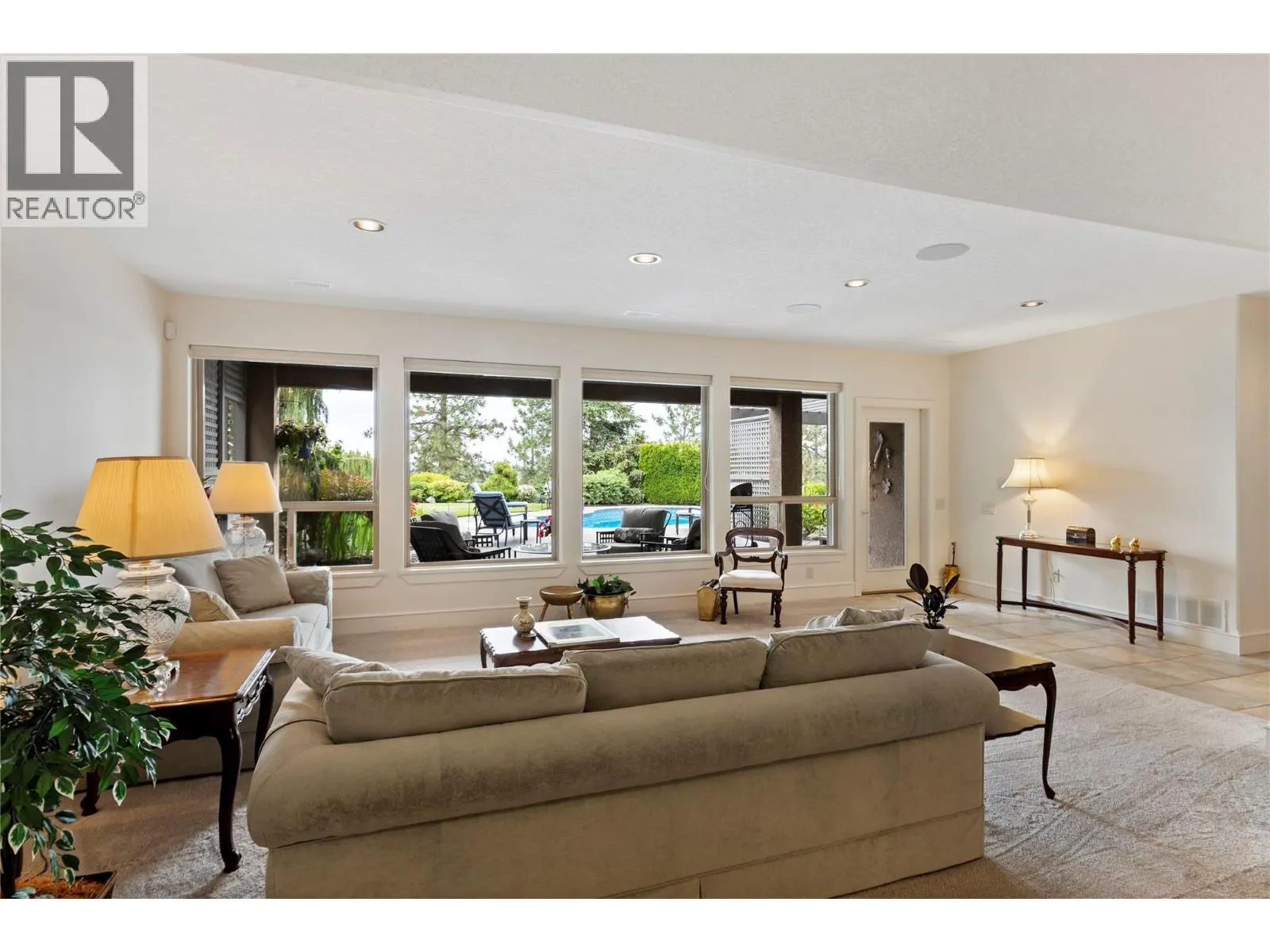 1036 Arbor View Drive