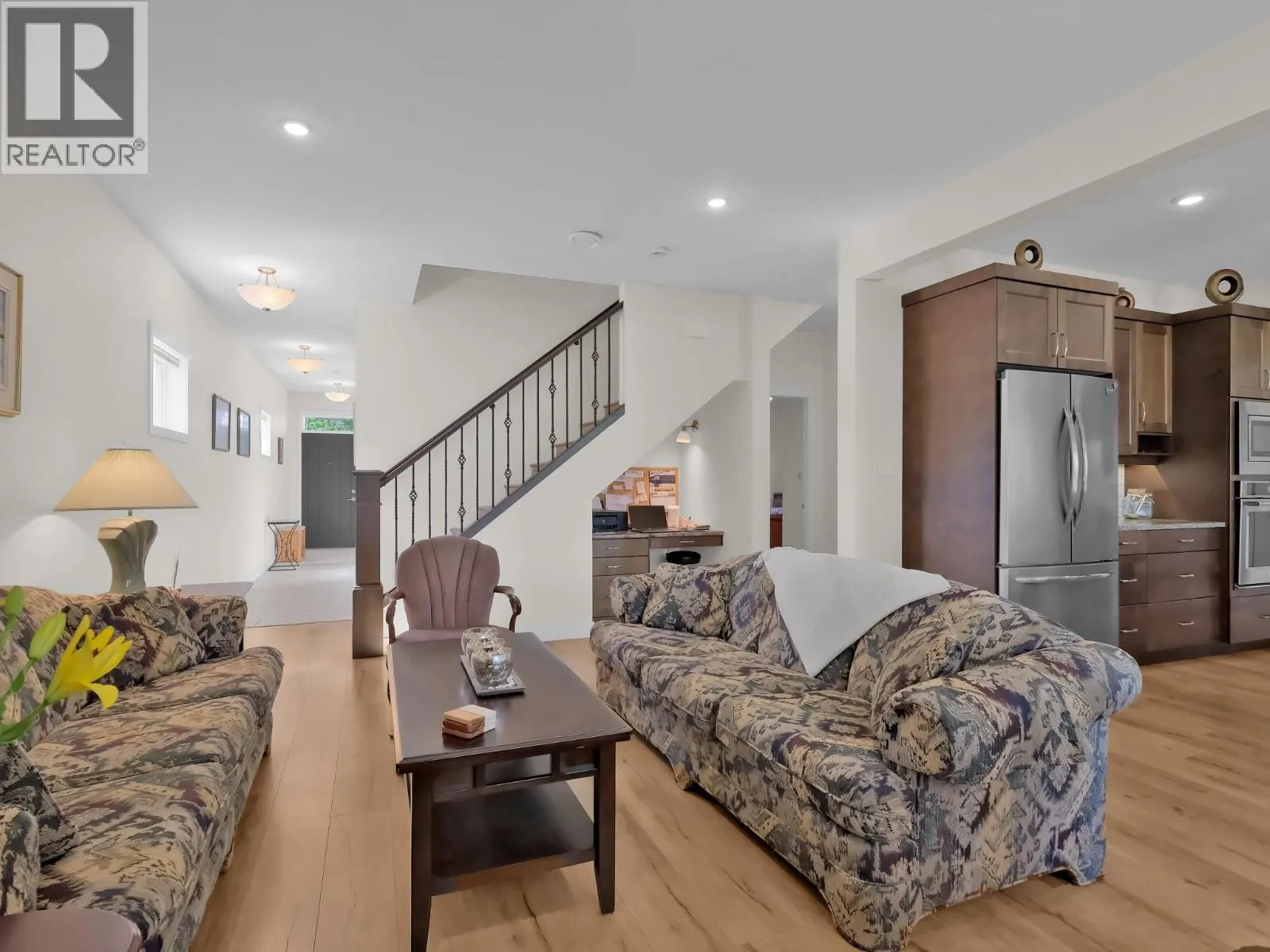 1011 Dynes Avenue