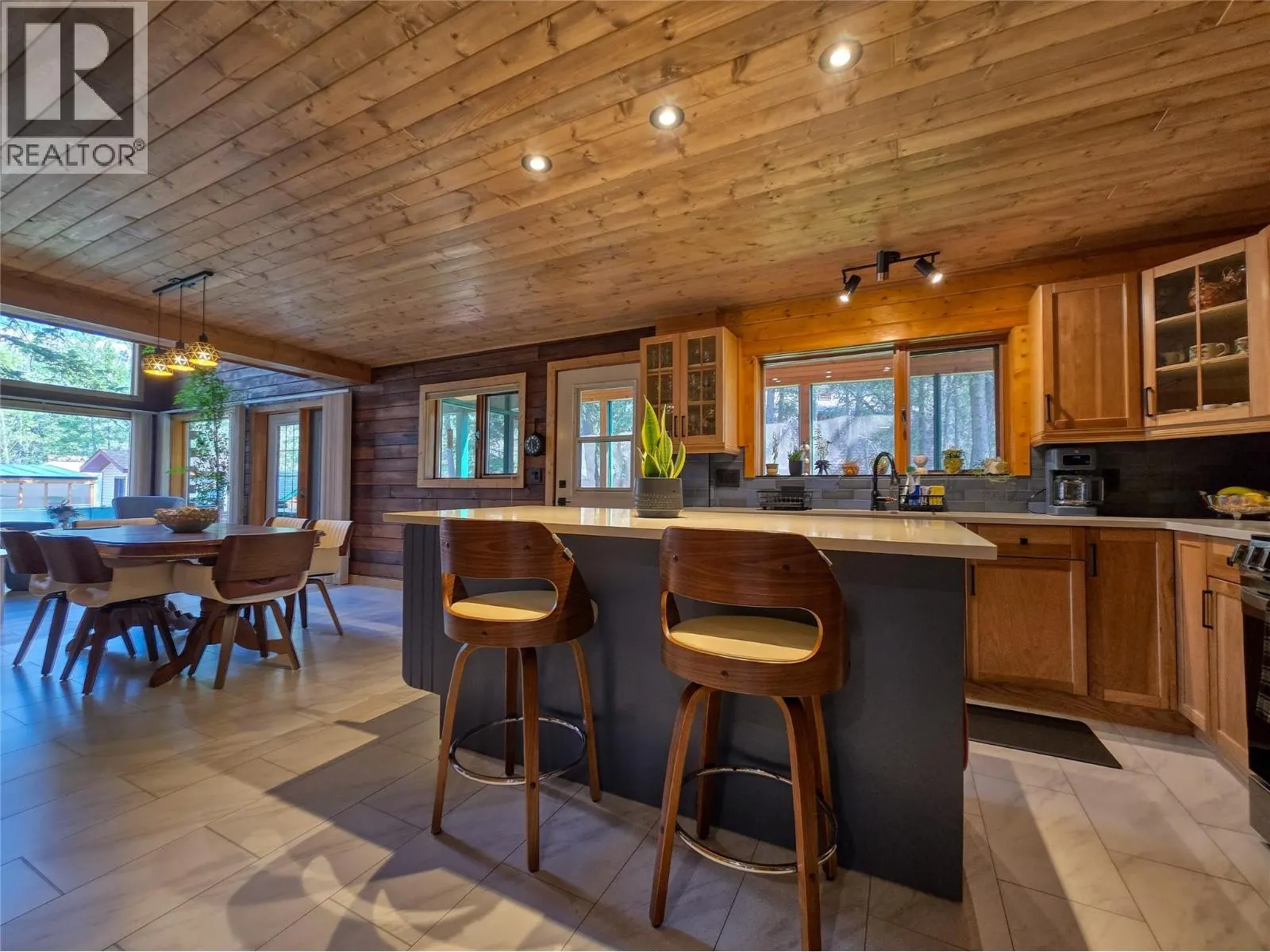 5352 Dutch Creek Road