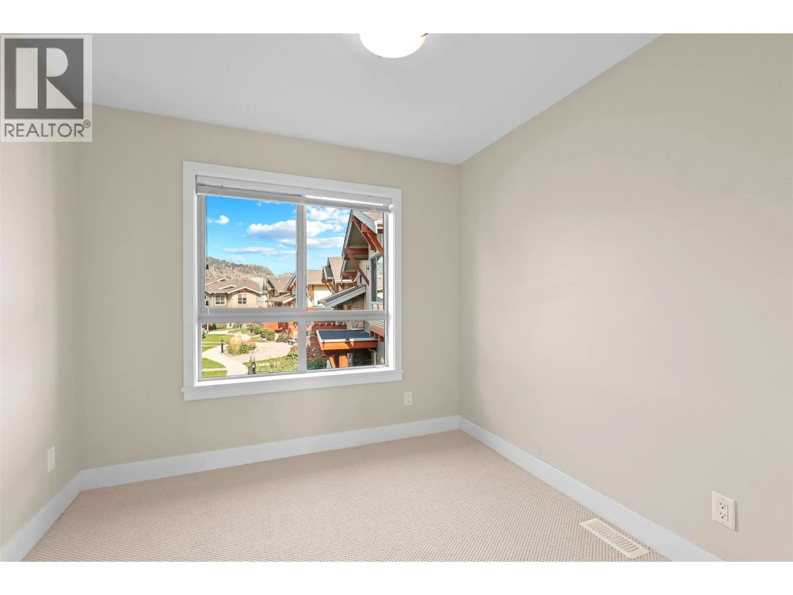130 Colebrook Road Unit# 31