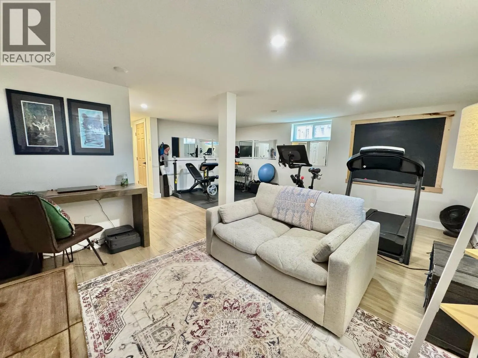 1150 MCPHERSON Place