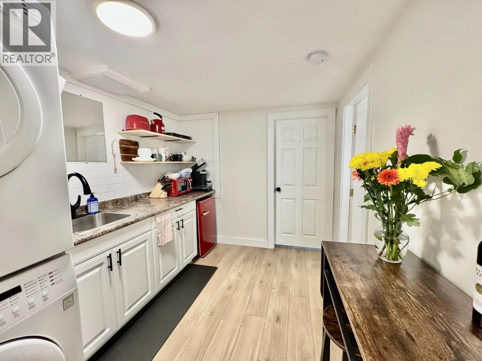 1150 MCPHERSON Place