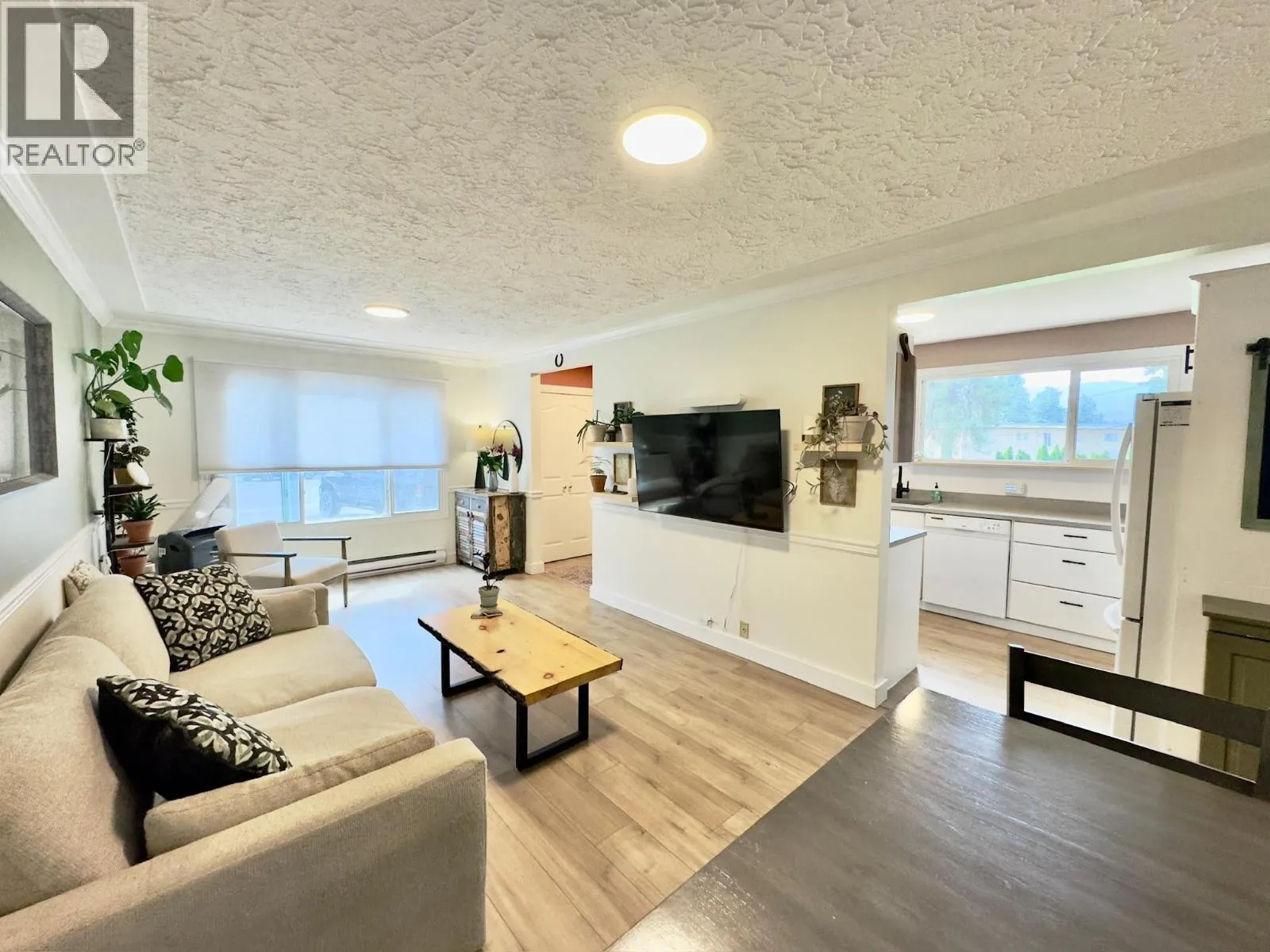 1150 MCPHERSON Place