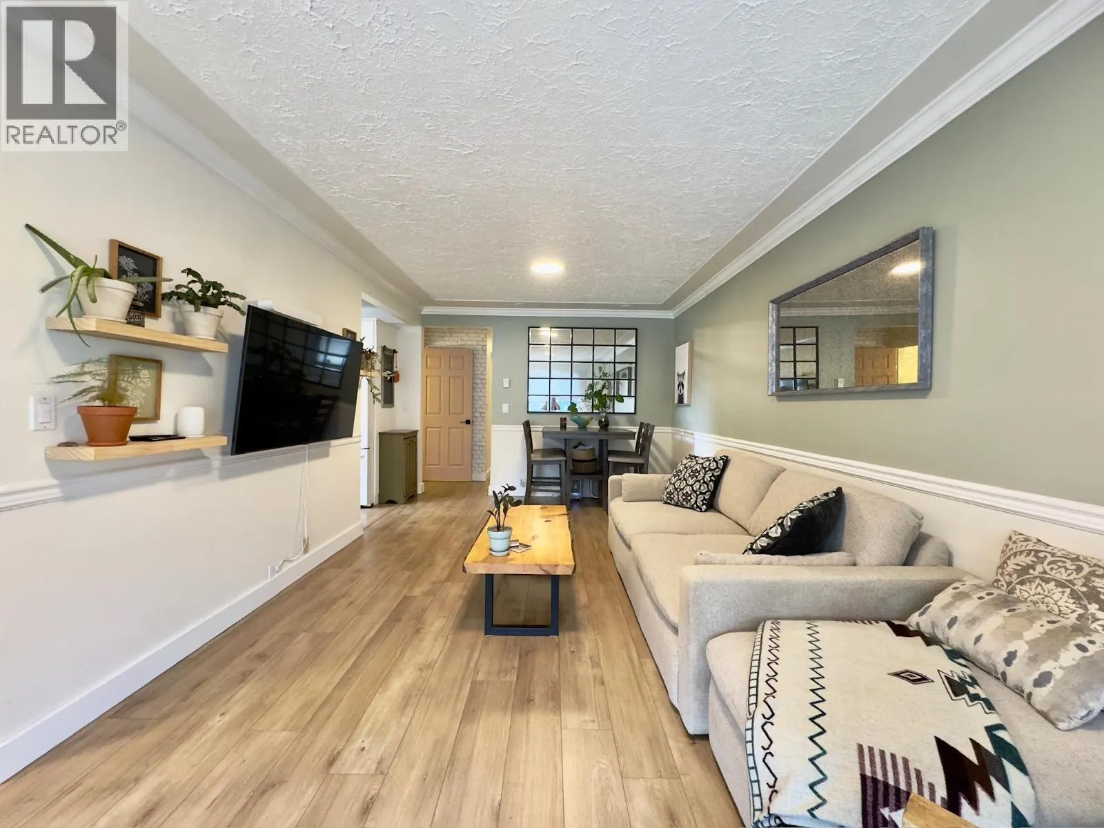 1150 MCPHERSON Place