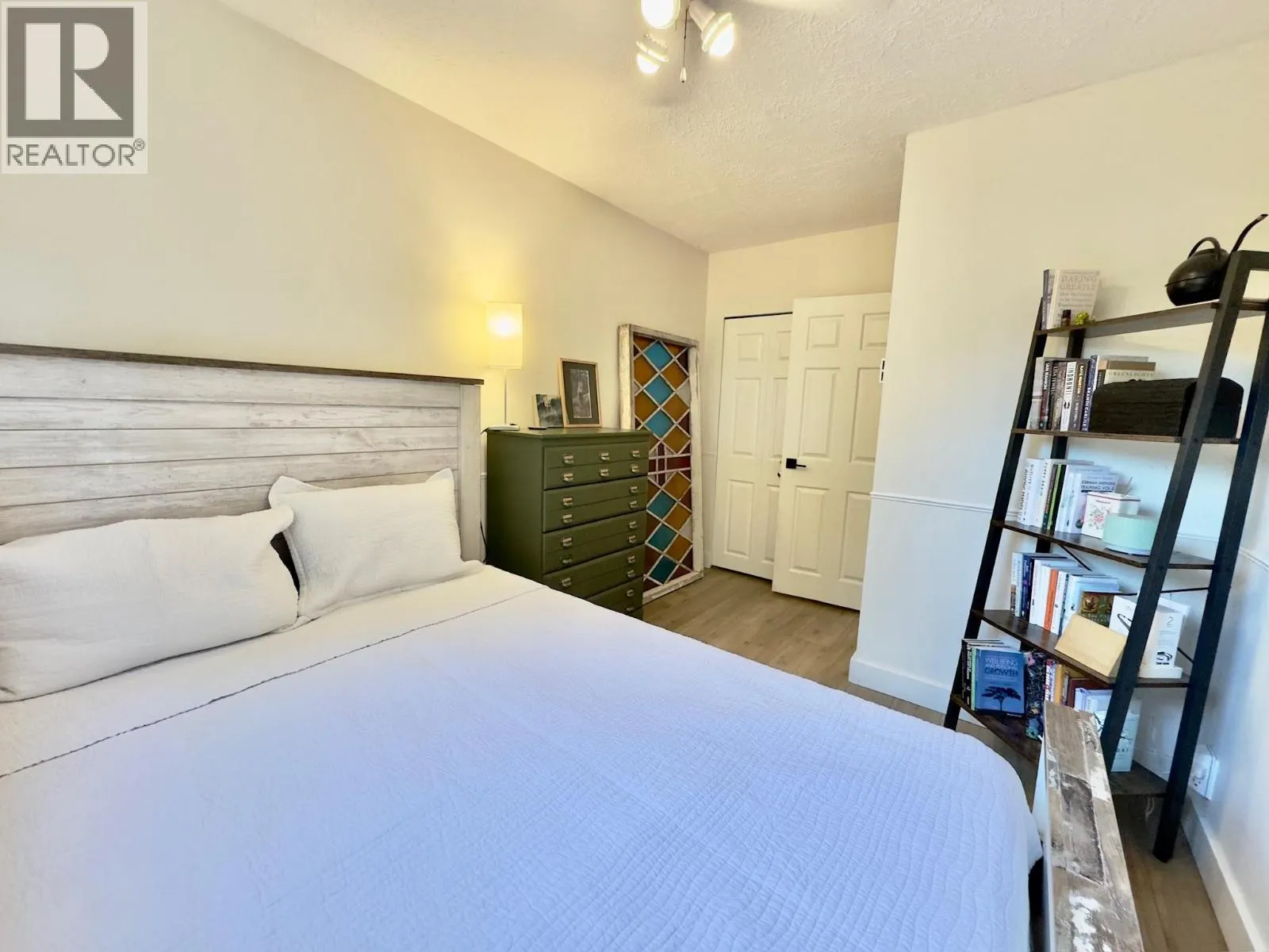 1150 MCPHERSON Place