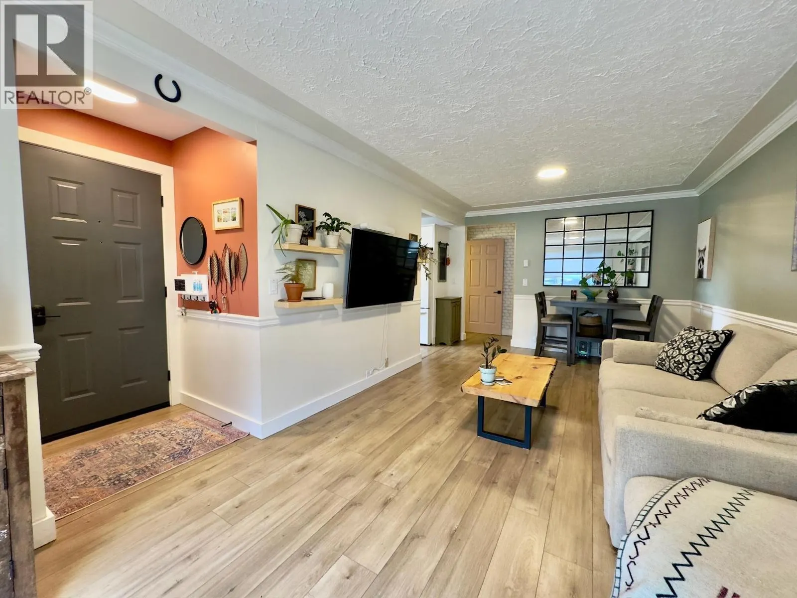 1150 MCPHERSON Place