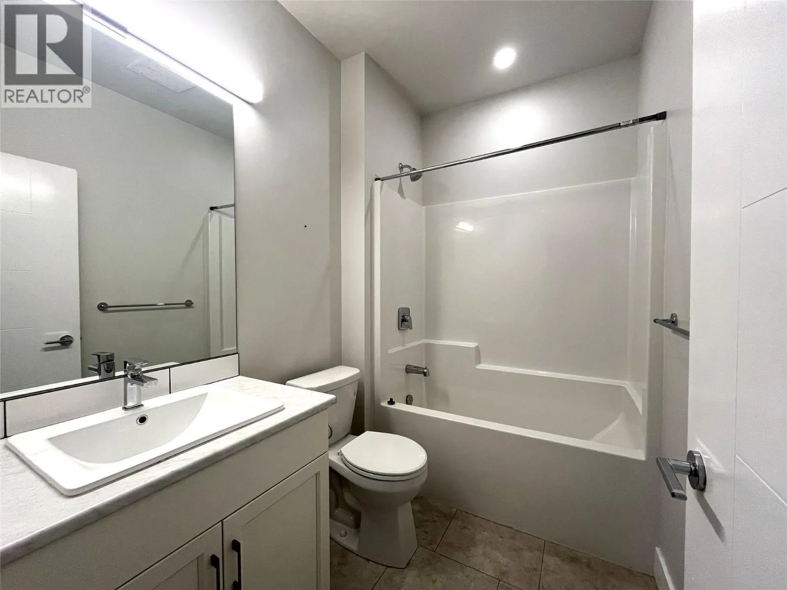200 GRAND Boulevard Unit# 179
