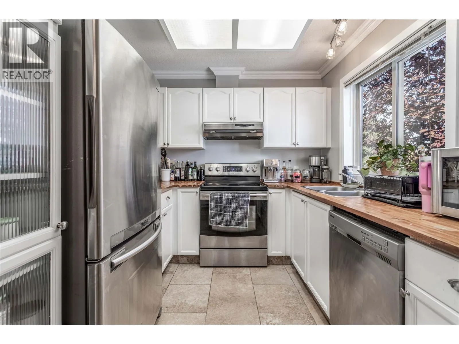 751 Lanfranco Road Unit# 14