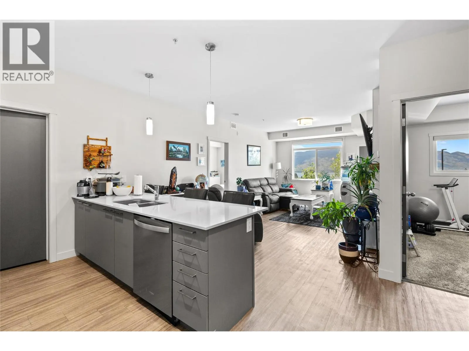 2250 Majoros Road Unit# 303