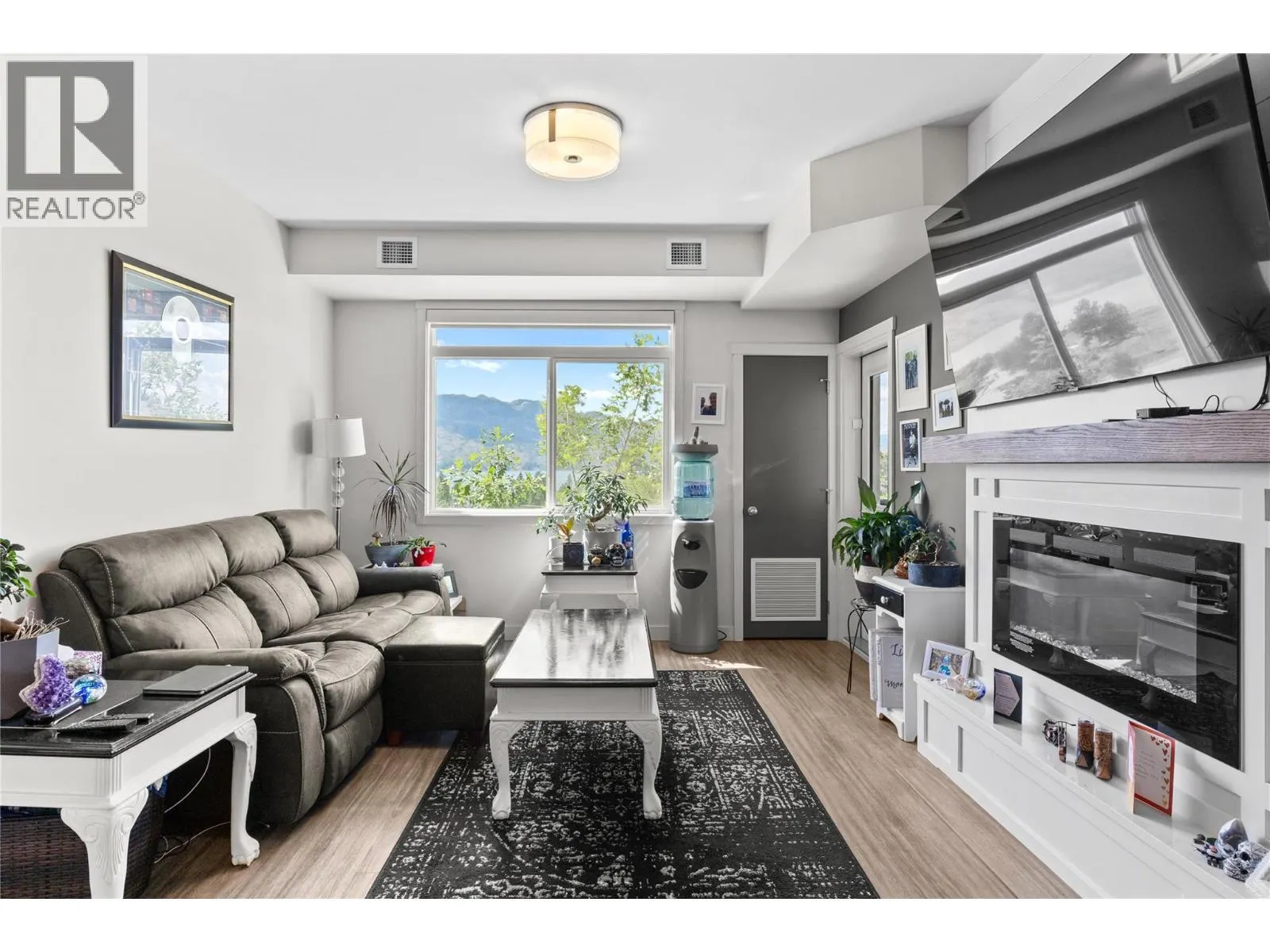 2250 Majoros Road Unit# 303