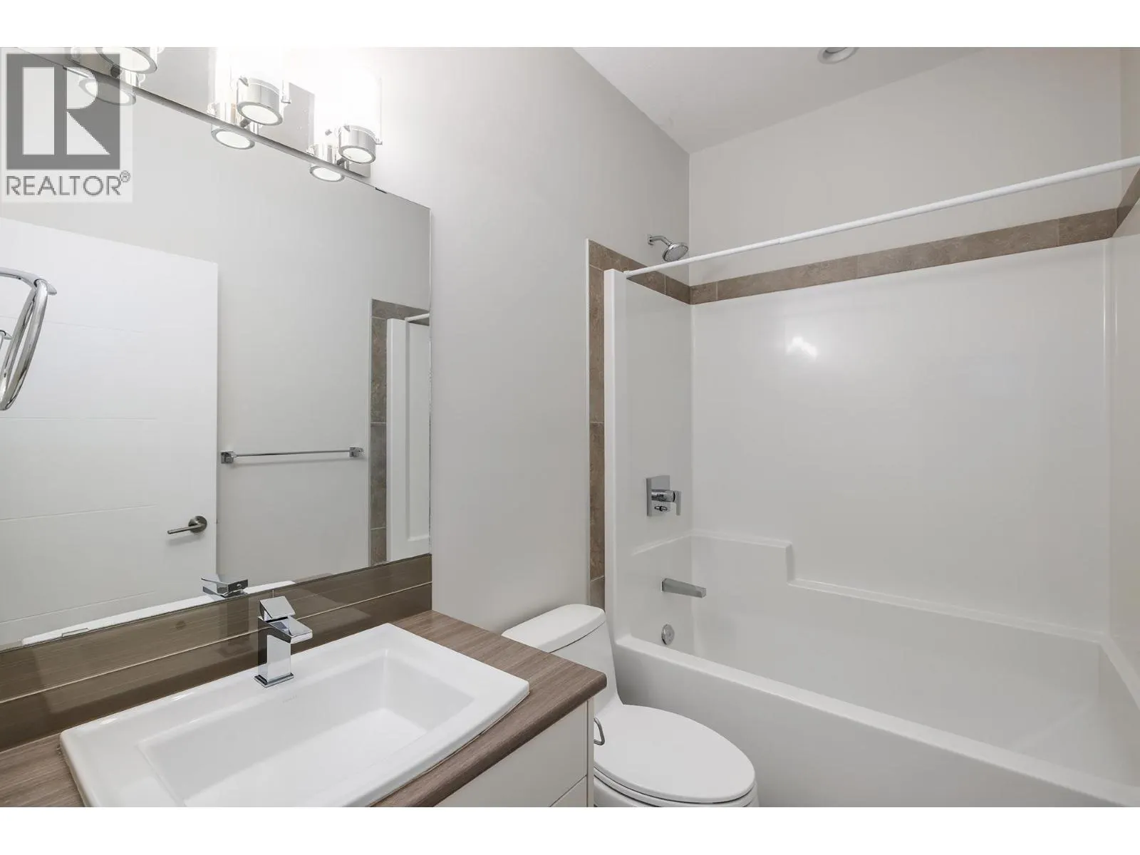 1102 Cameron Avenue Unit# 3