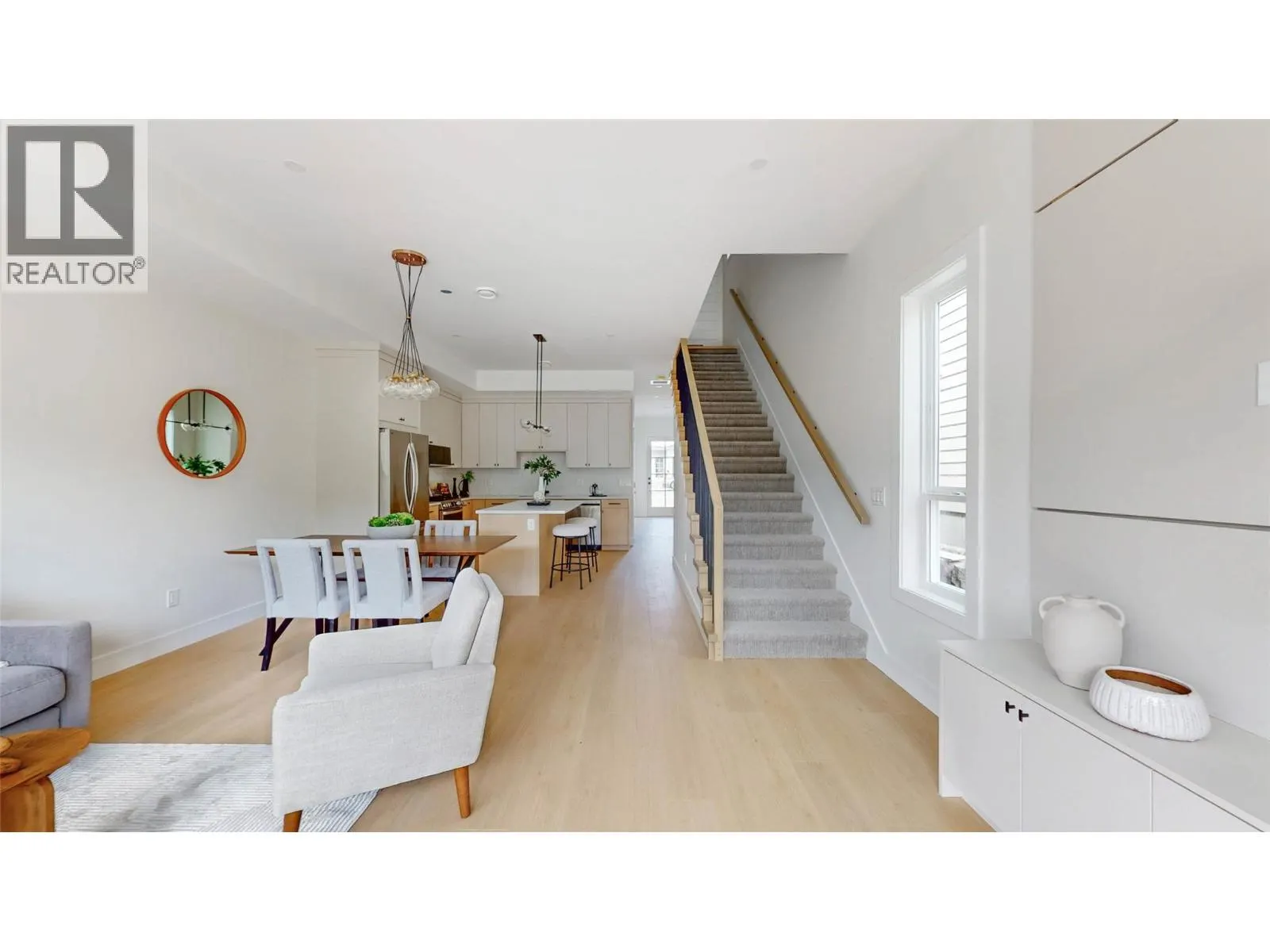 389 Chardonnay Avenue