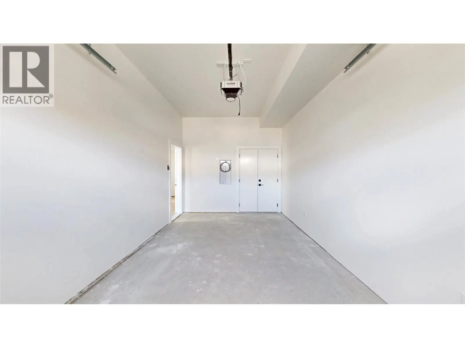 389 Chardonnay Avenue