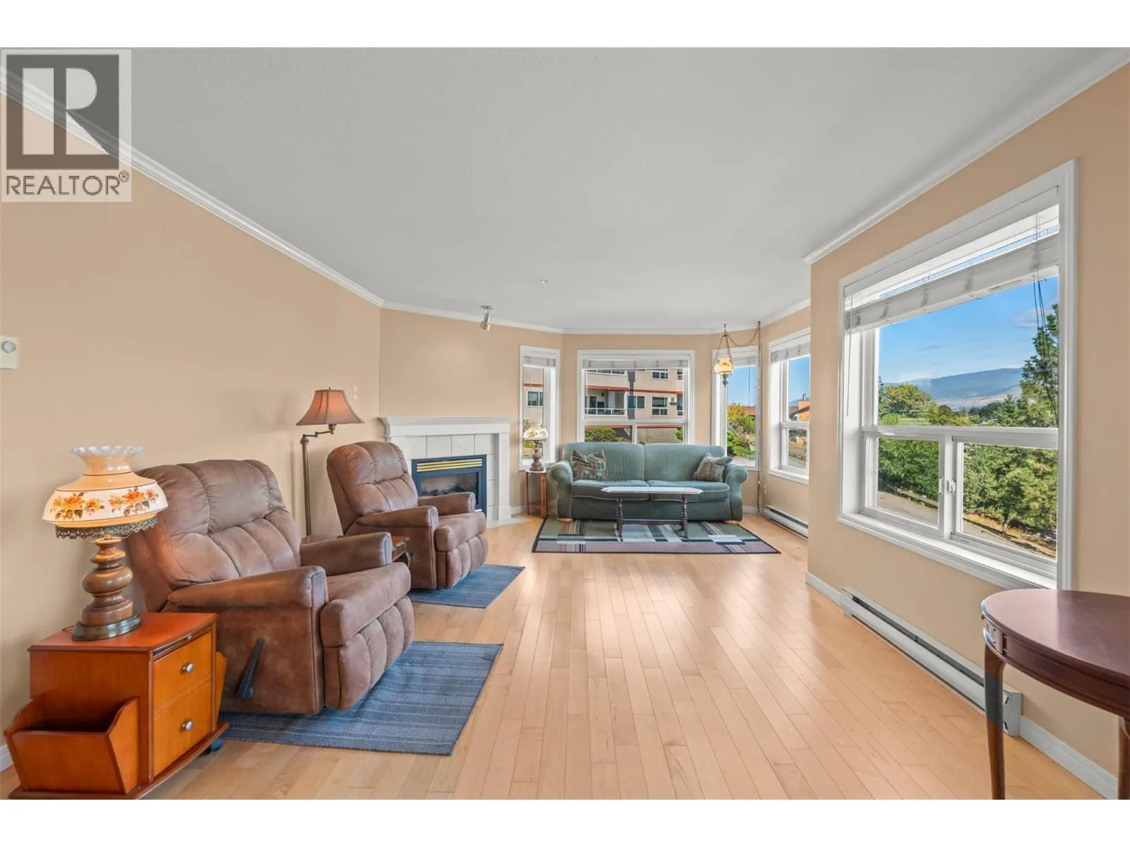 3806 35 Avenue Unit# 202