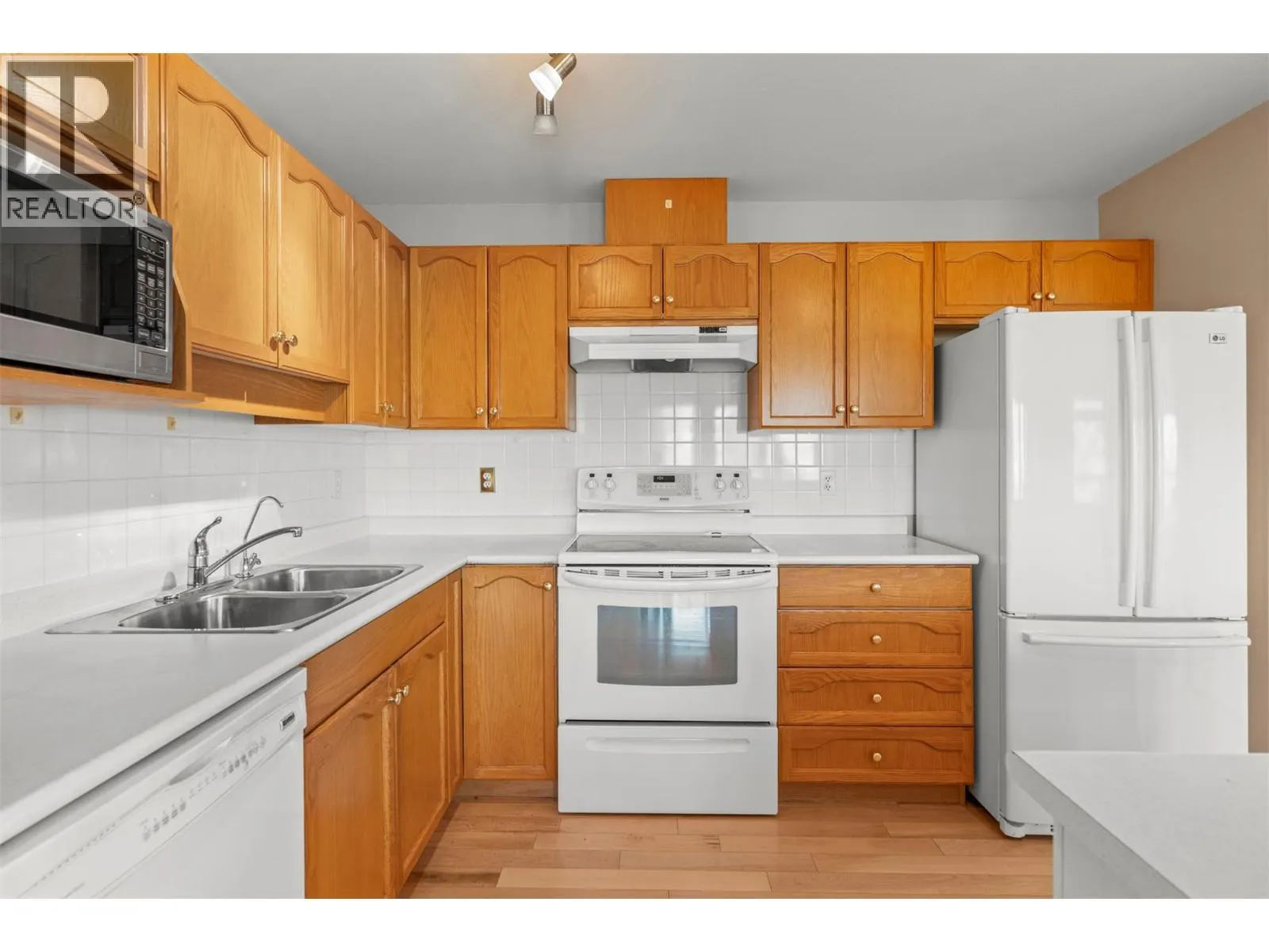 3806 35 Avenue Unit# 202