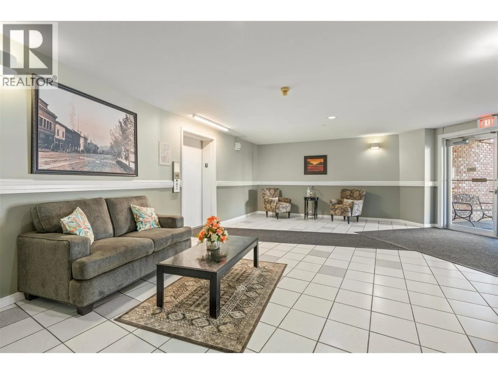 3806 35 Avenue Unit# 202