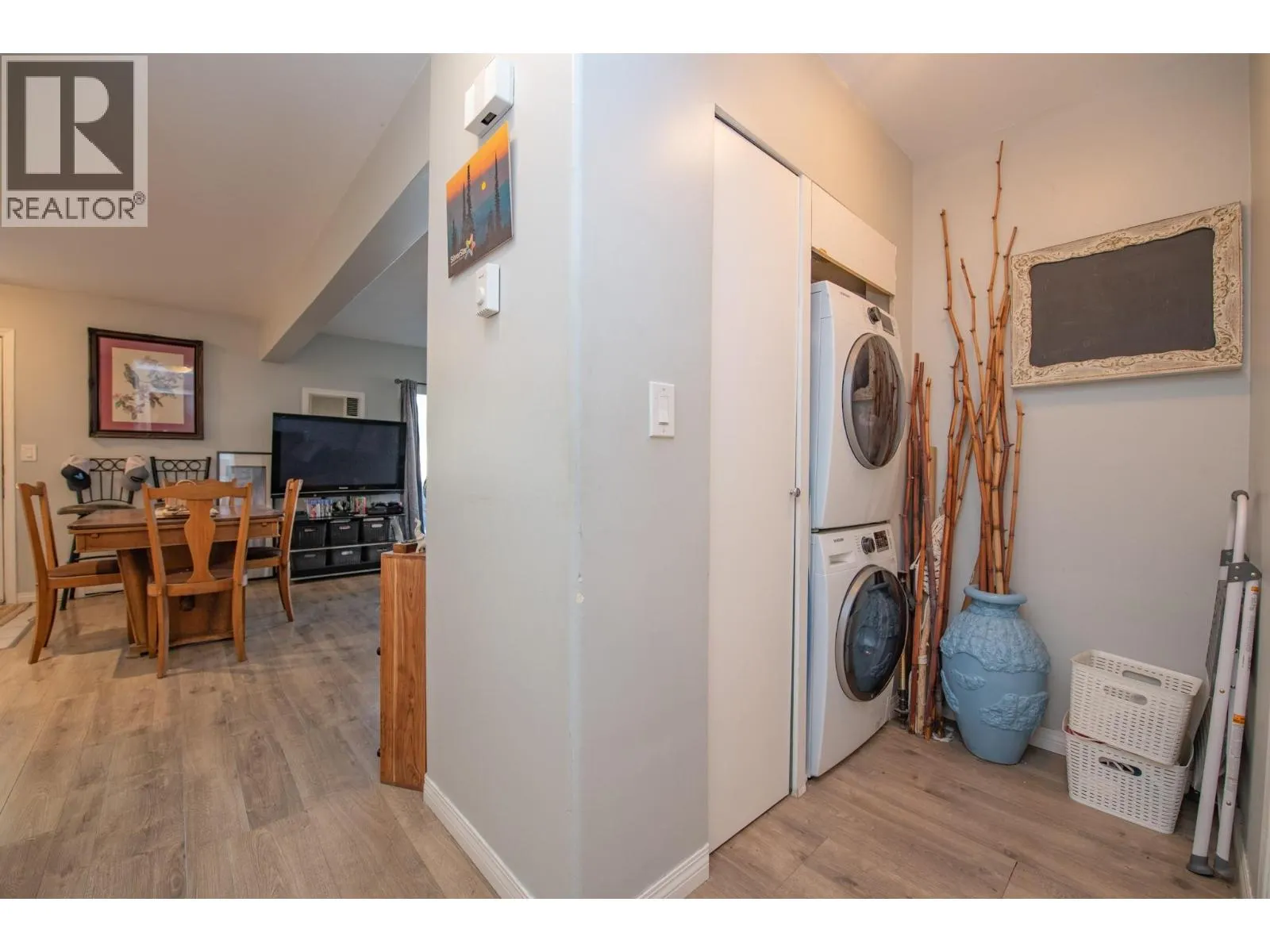 3908 Pleasant Valley Road