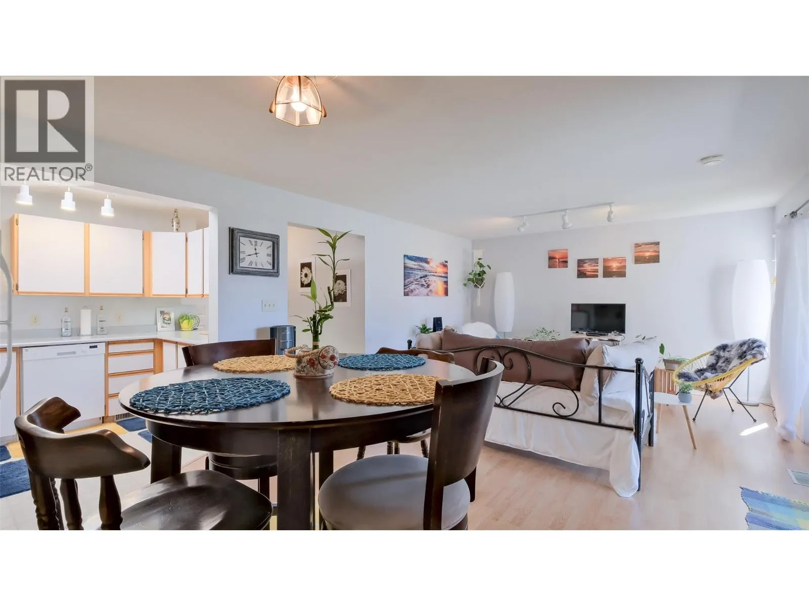 415 Commonwealth Road Unit# 3206