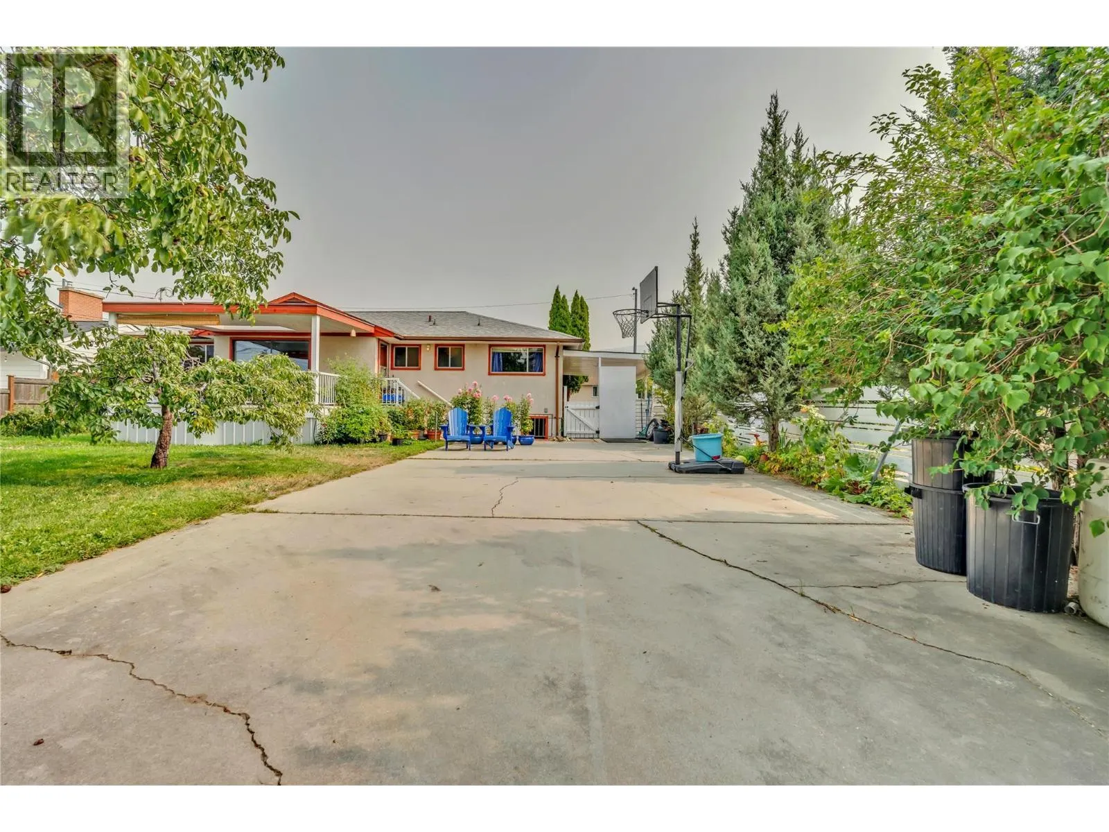 1467 Manitoba Street