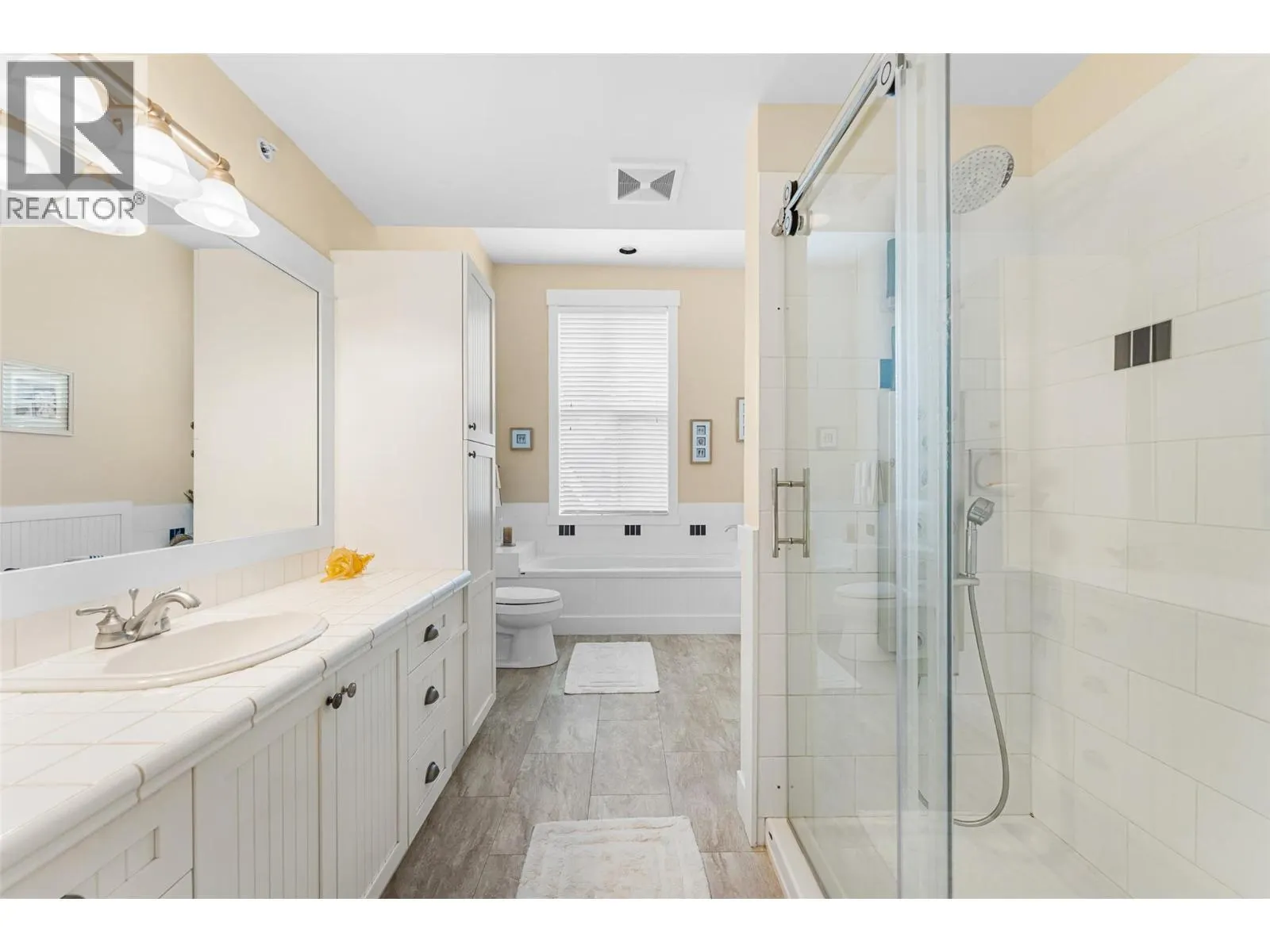 3880 Truswell Road Unit# 525