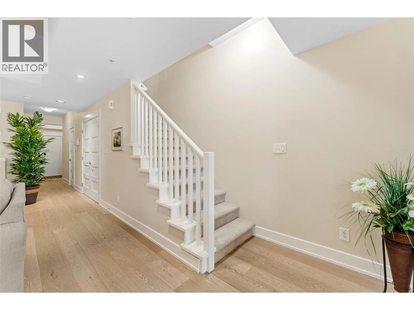 3880 Truswell Road Unit# 525