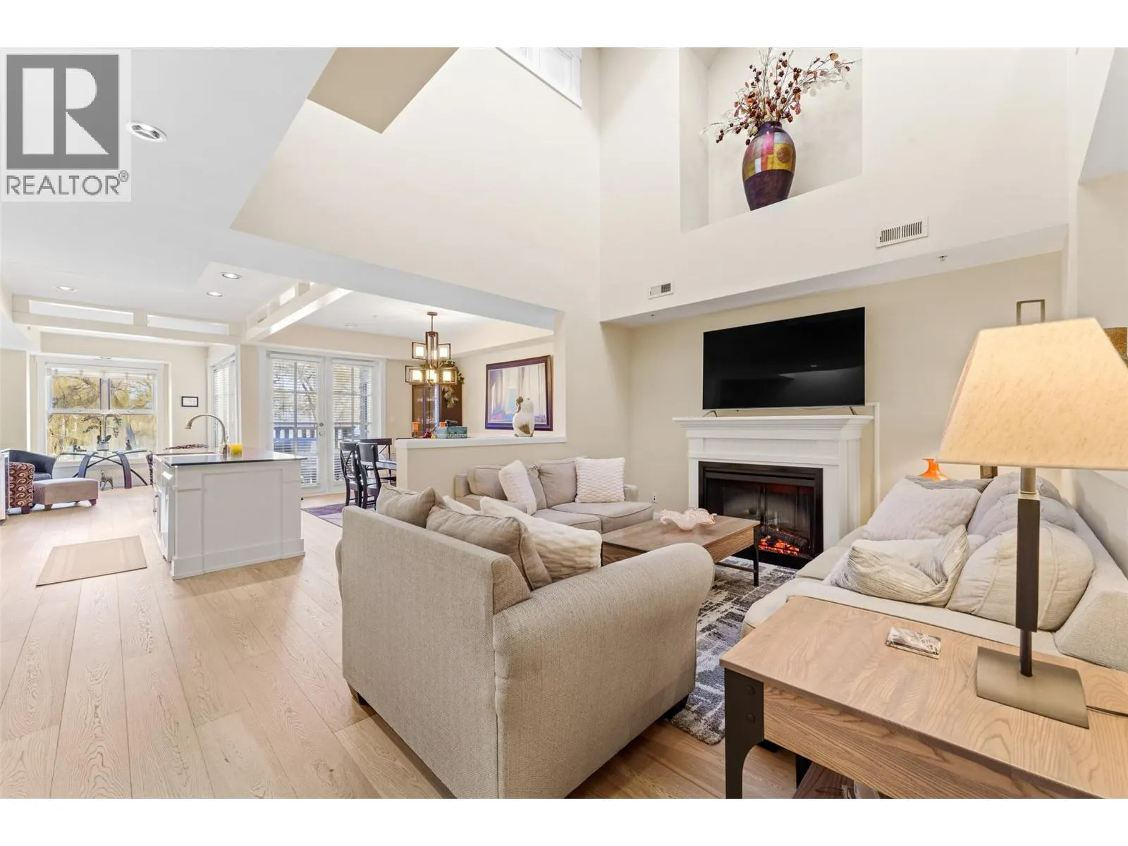 3880 Truswell Road Unit# 525