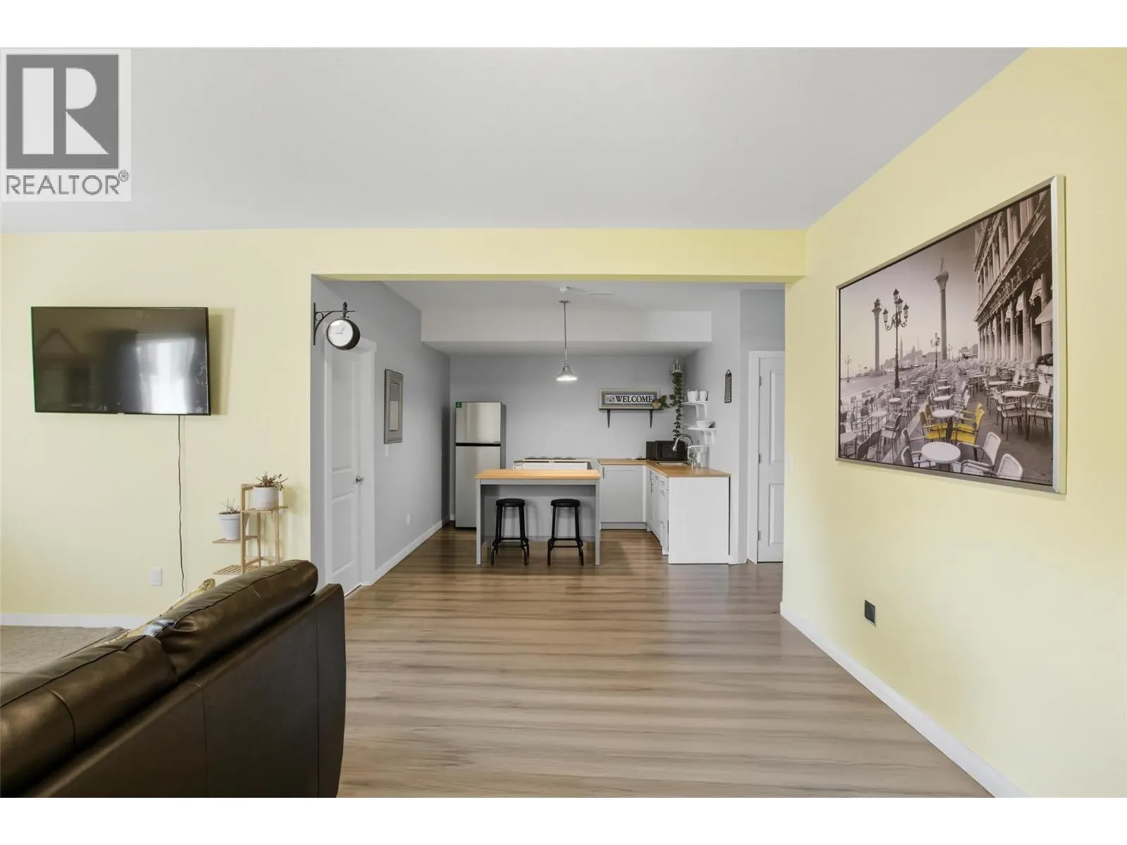 360 WING Place