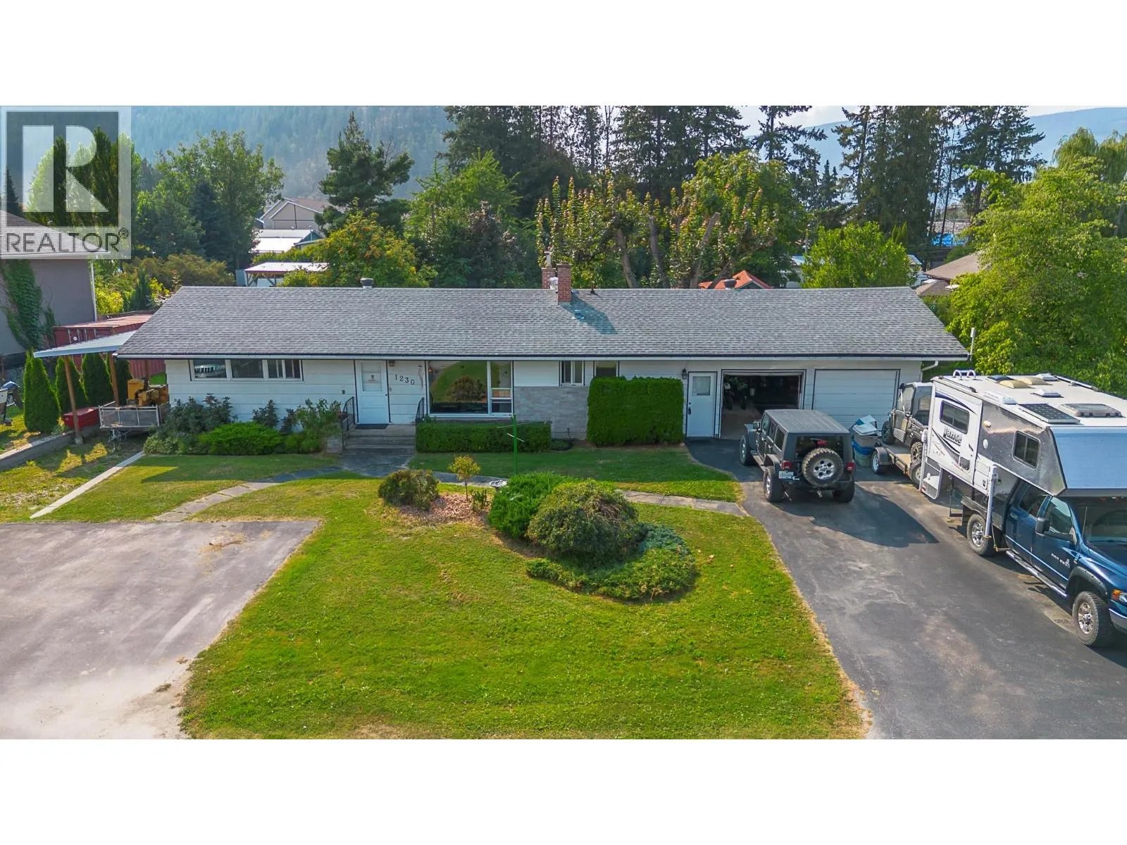 1230 Shuswap Avenue