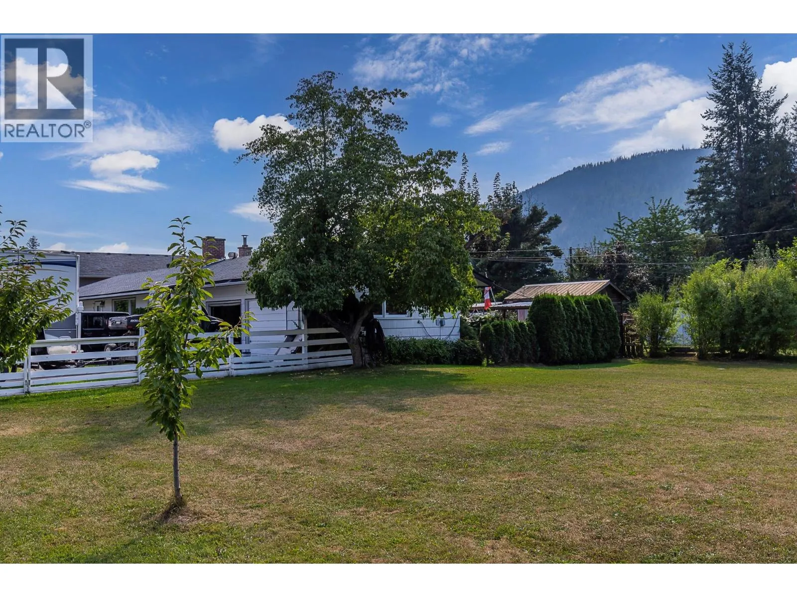 1230 Shuswap Avenue