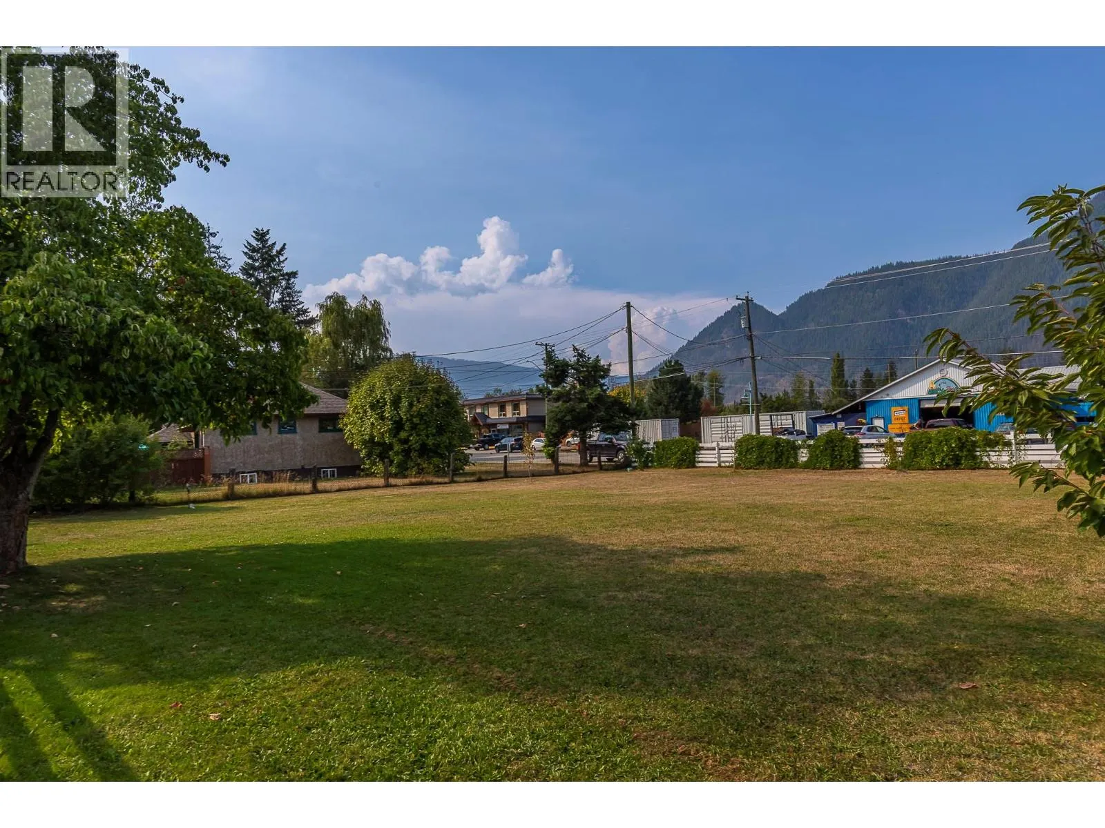 1230 Shuswap Avenue