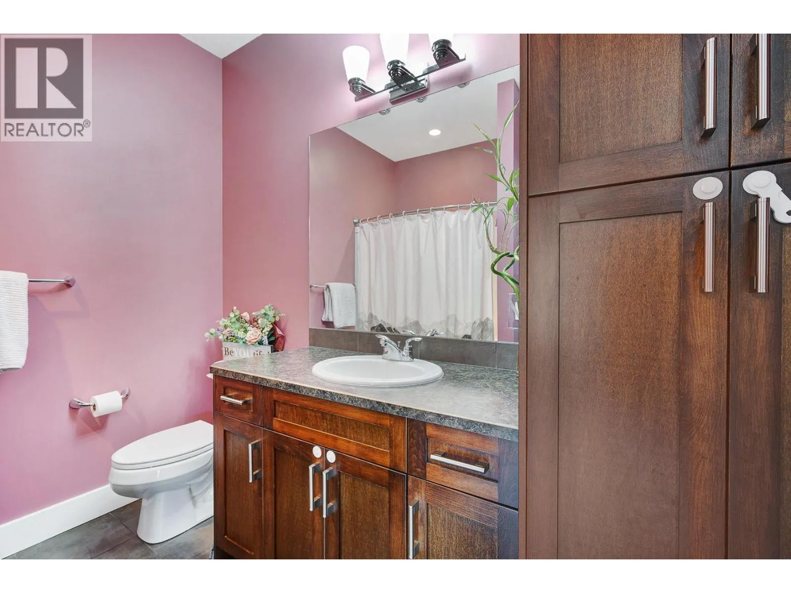 3606 25 Avenue Unit# 107