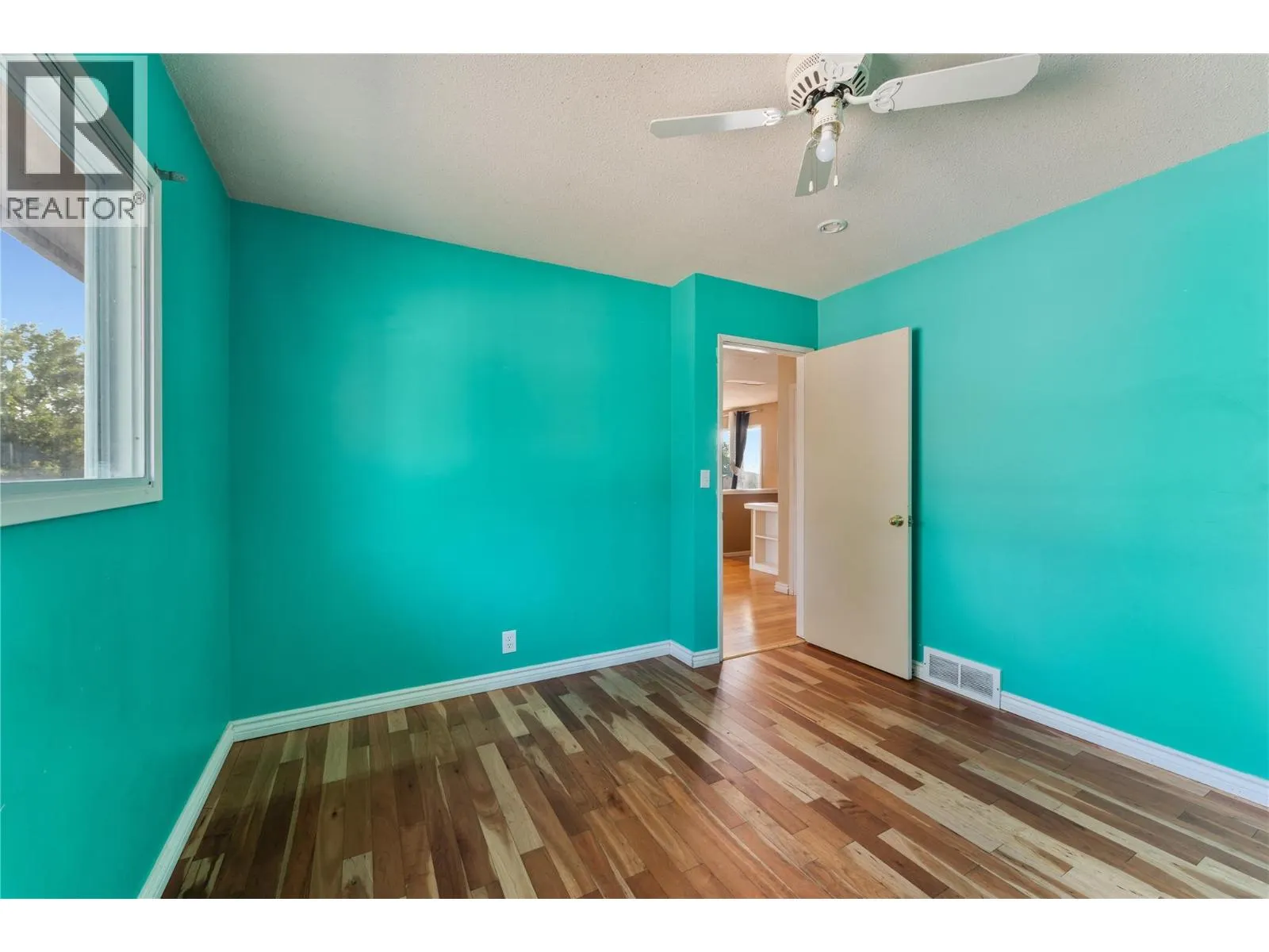 2858 Aberdeen Road