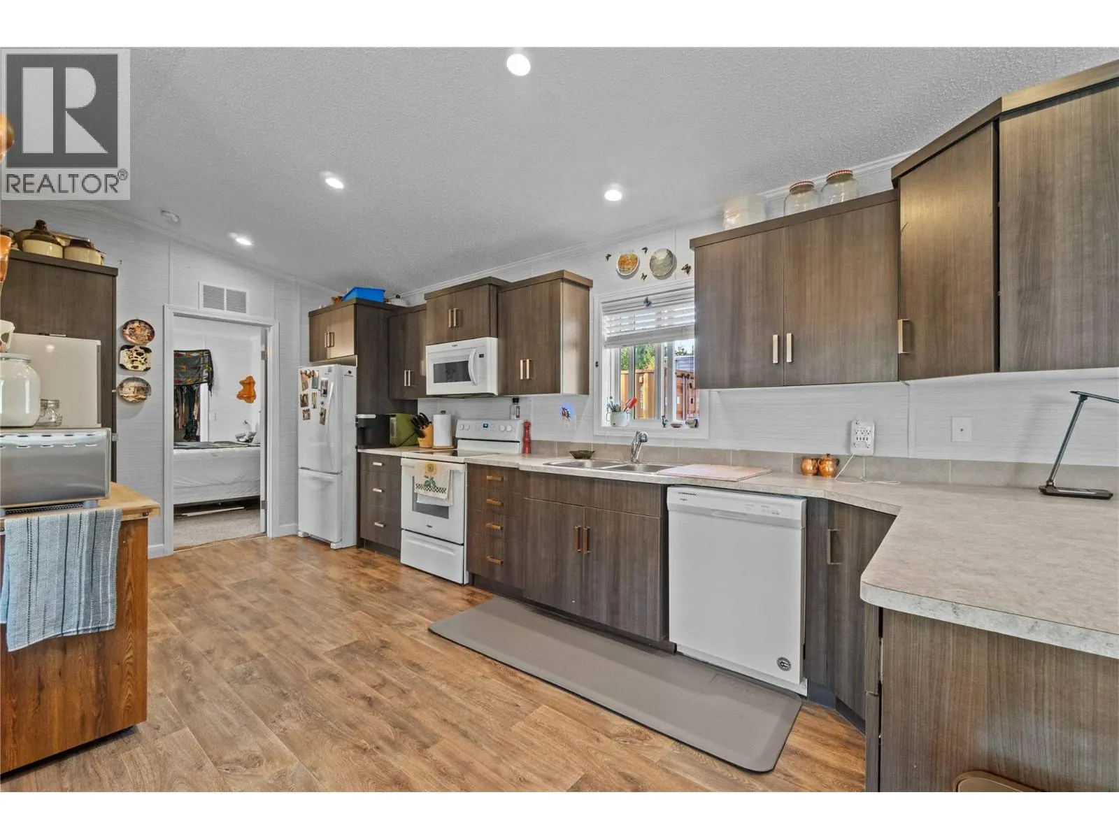 3700 50 Street