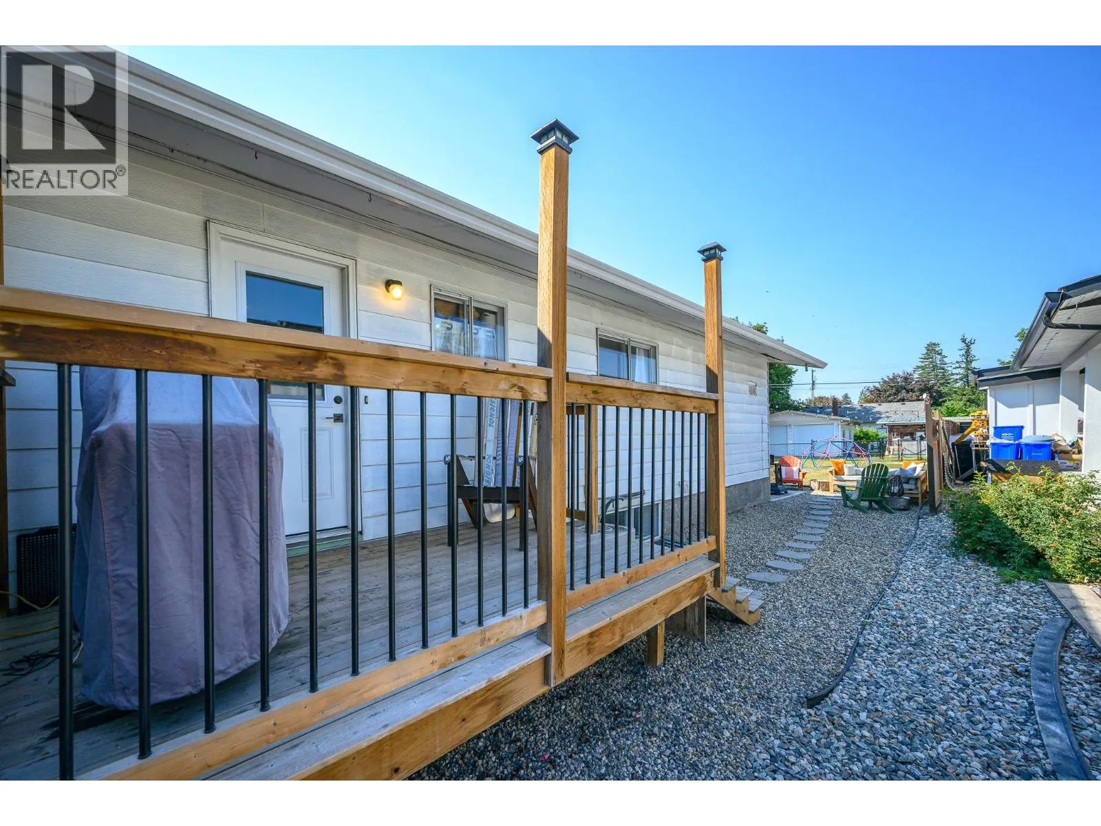 2506 14 Street