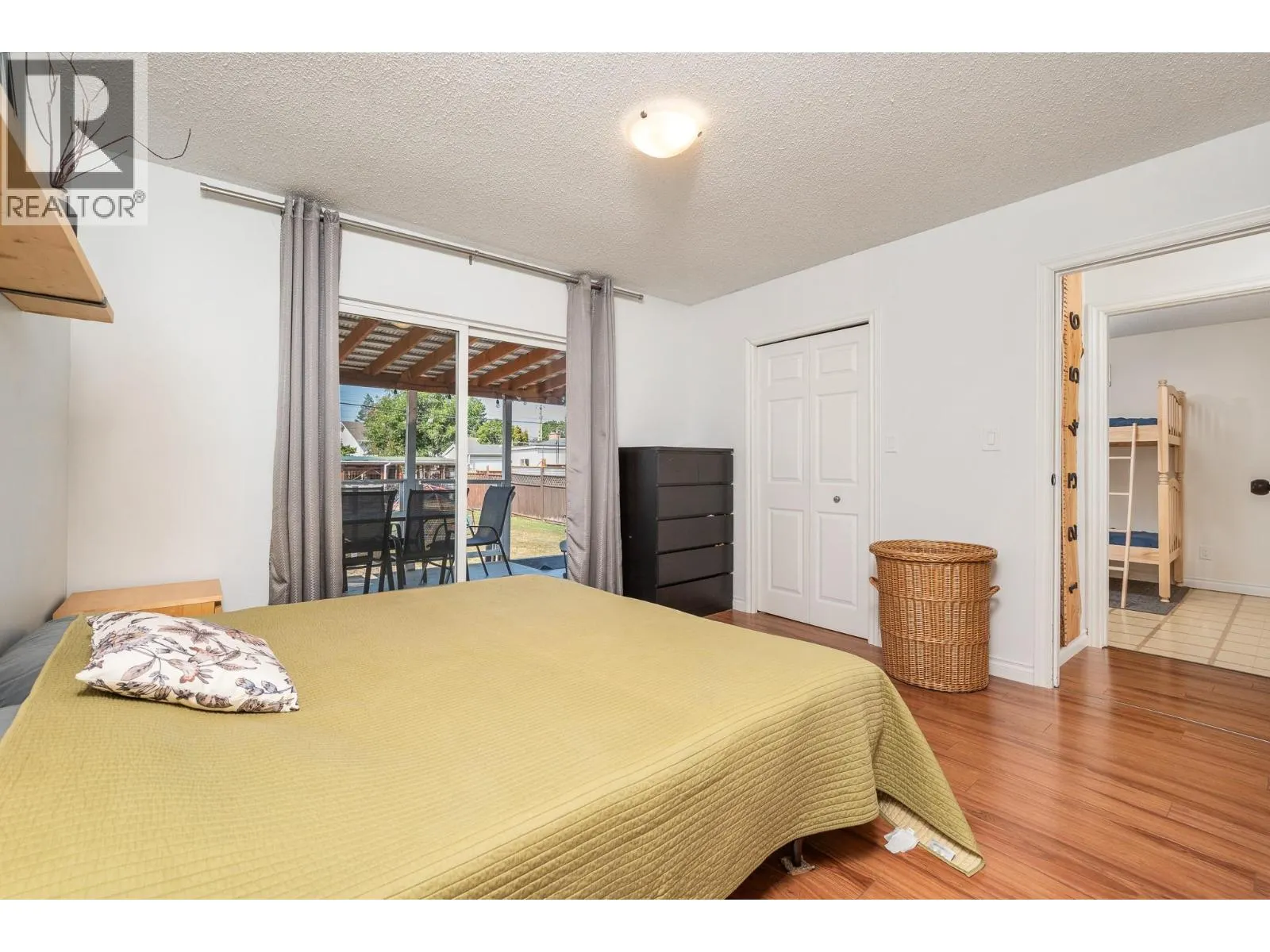 2506 14 Street