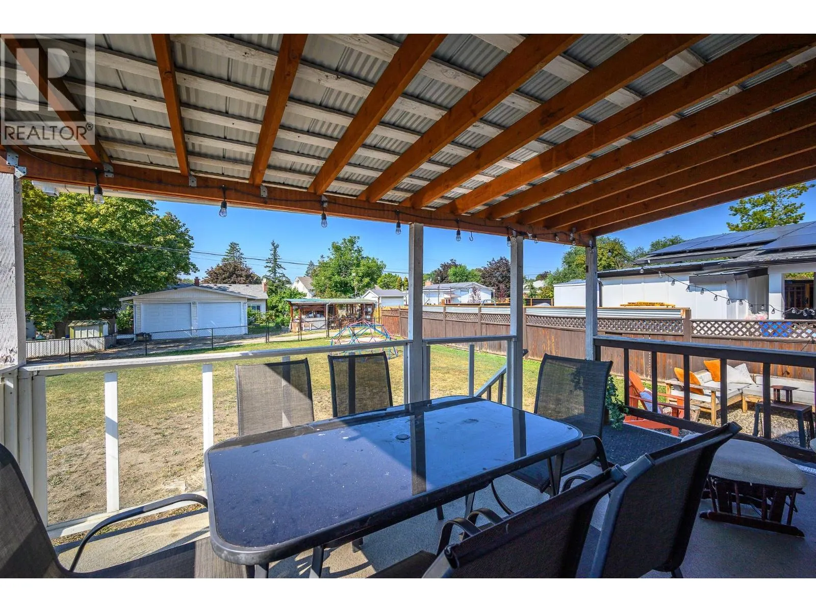 2506 14 Street