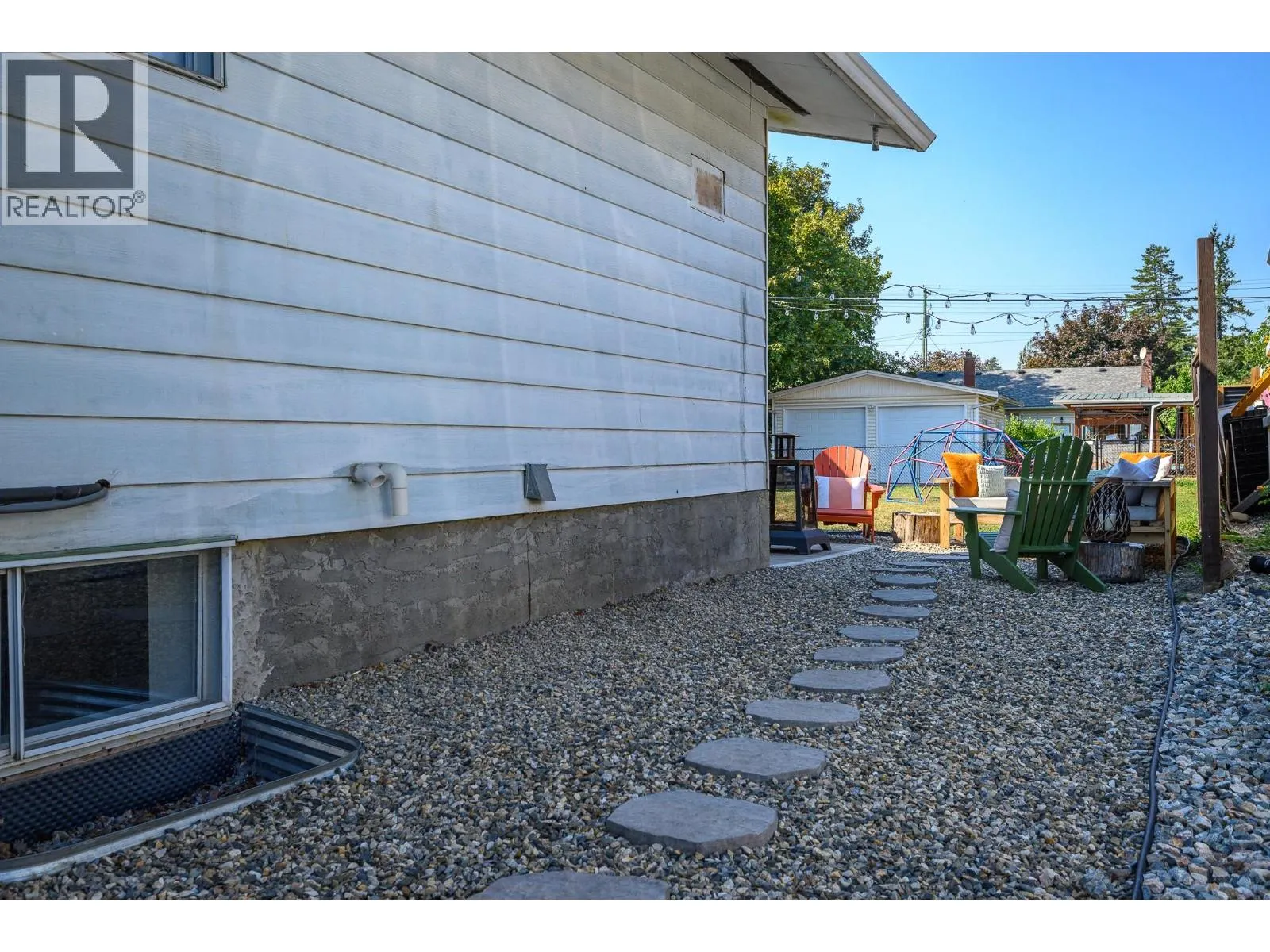2506 14 Street