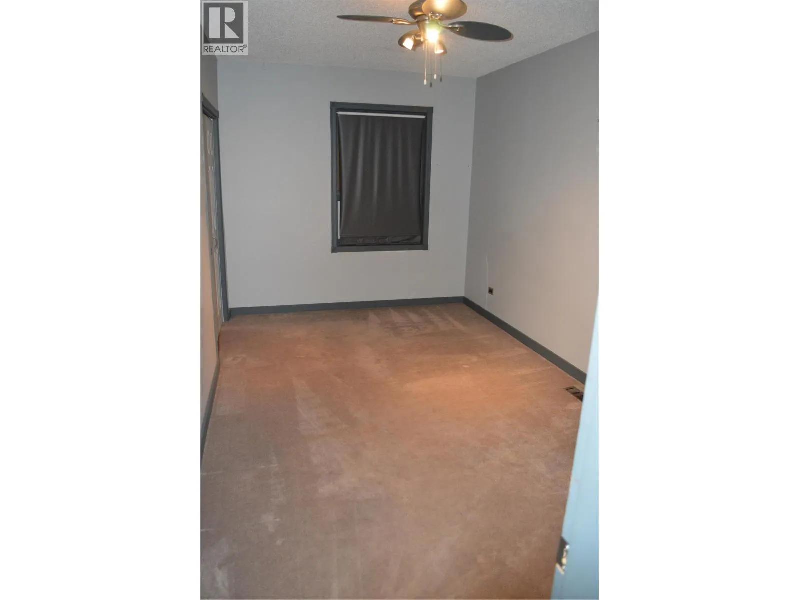 283 Market Avenue