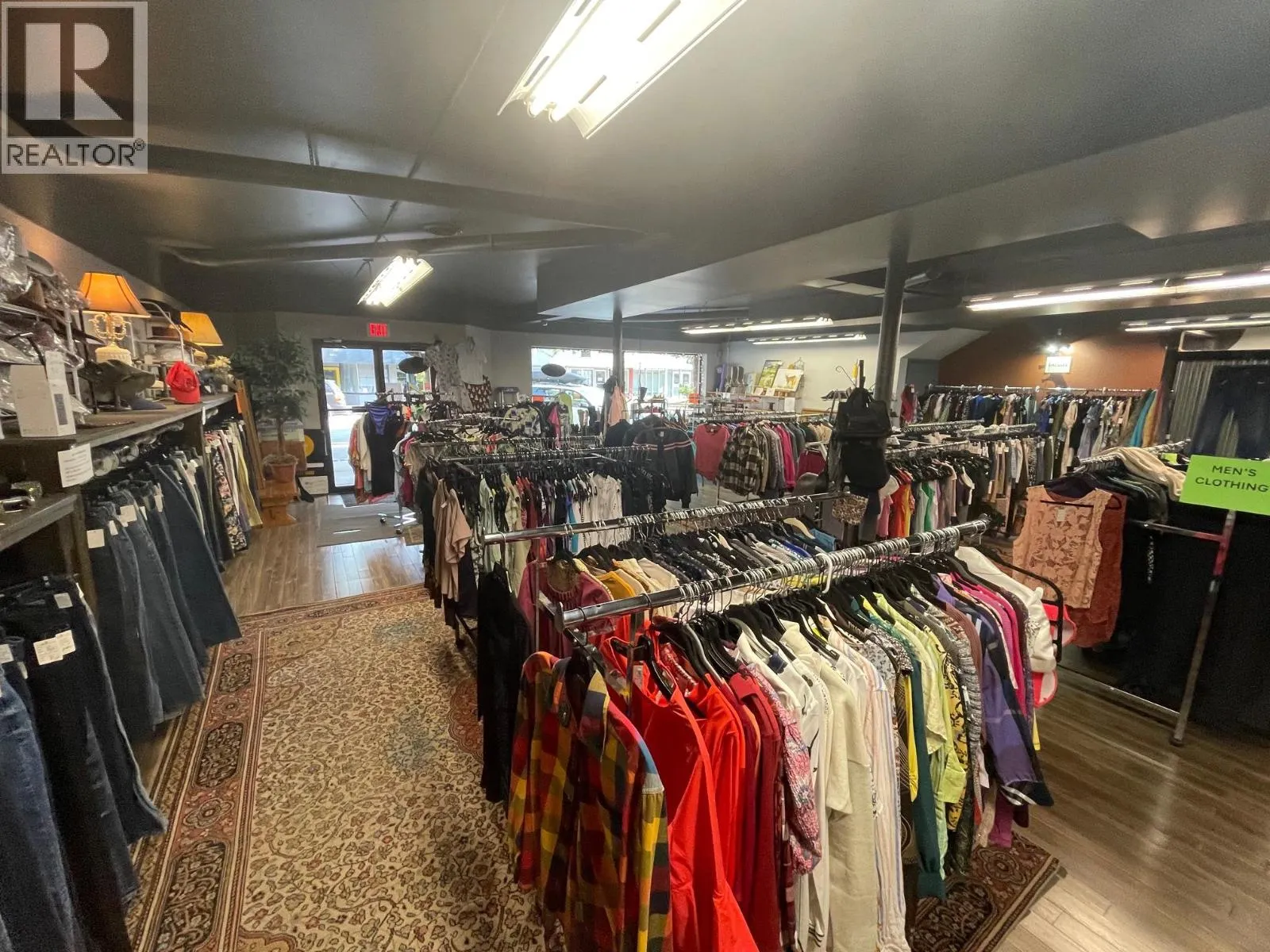 283 Market Avenue